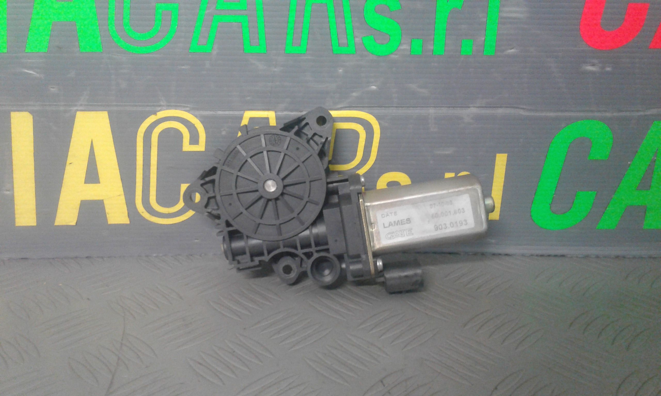 Motorino Alzacristallo Porta Ant. Destro 46831641 Usato