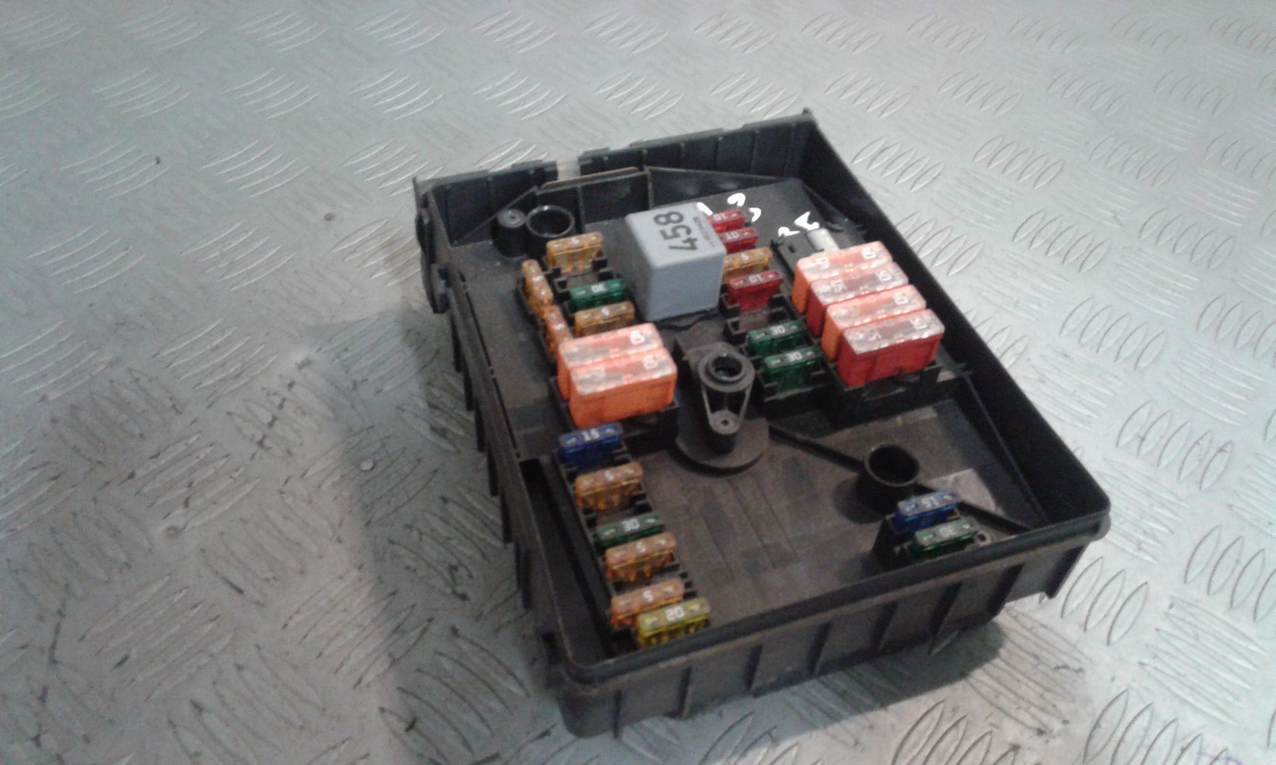 Scatola Fusibili 1K1941824 Usato