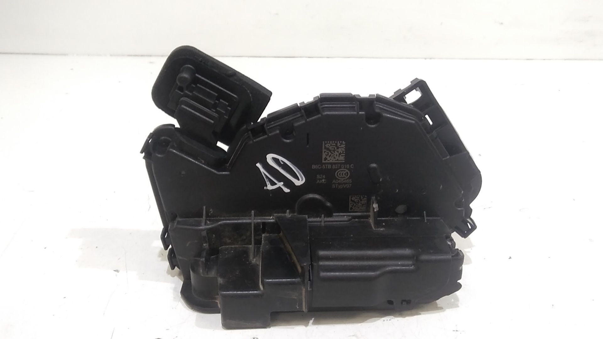 Serratura Porta Ant. Destro 10B837016 Usato