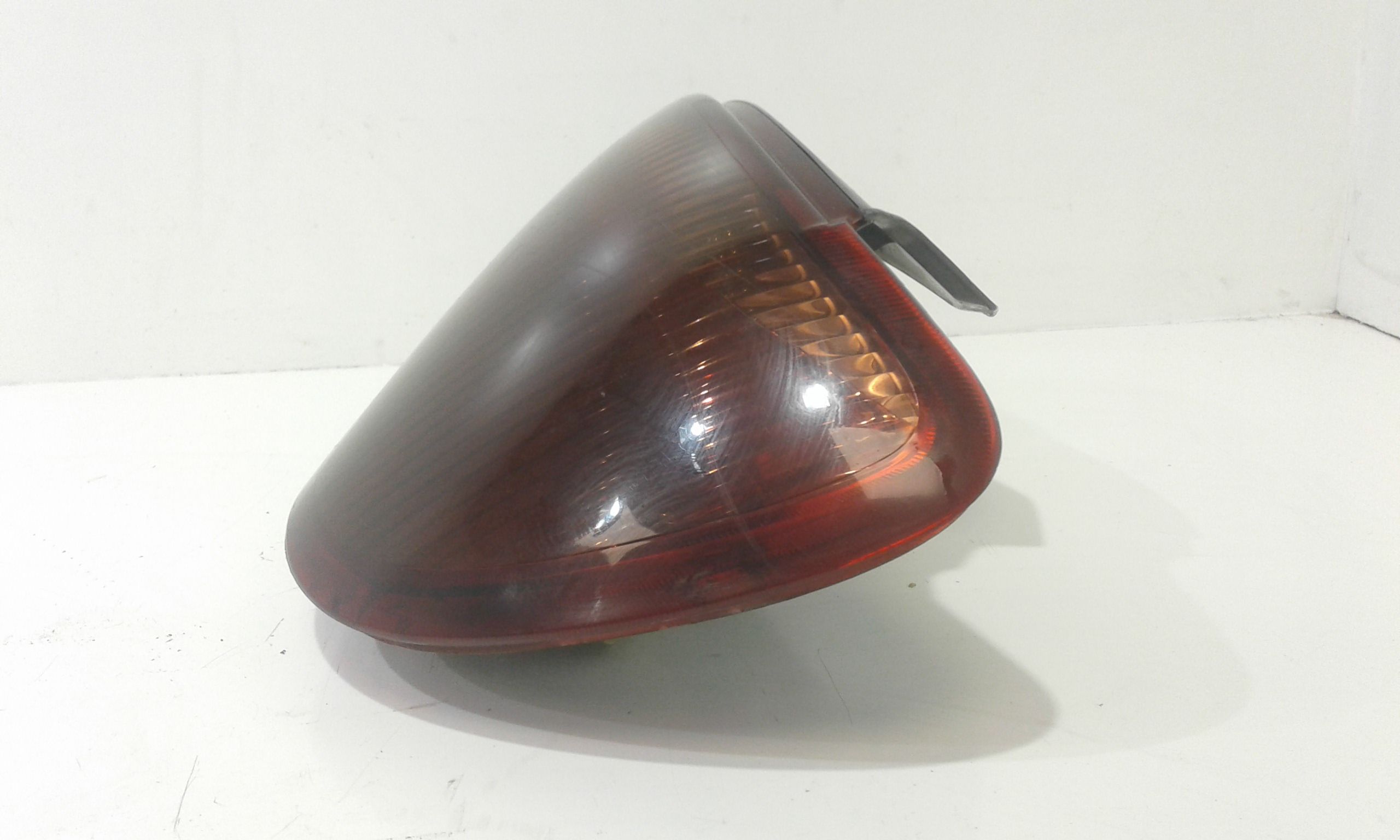 Fanale Post. Destro 815500D010 Usato