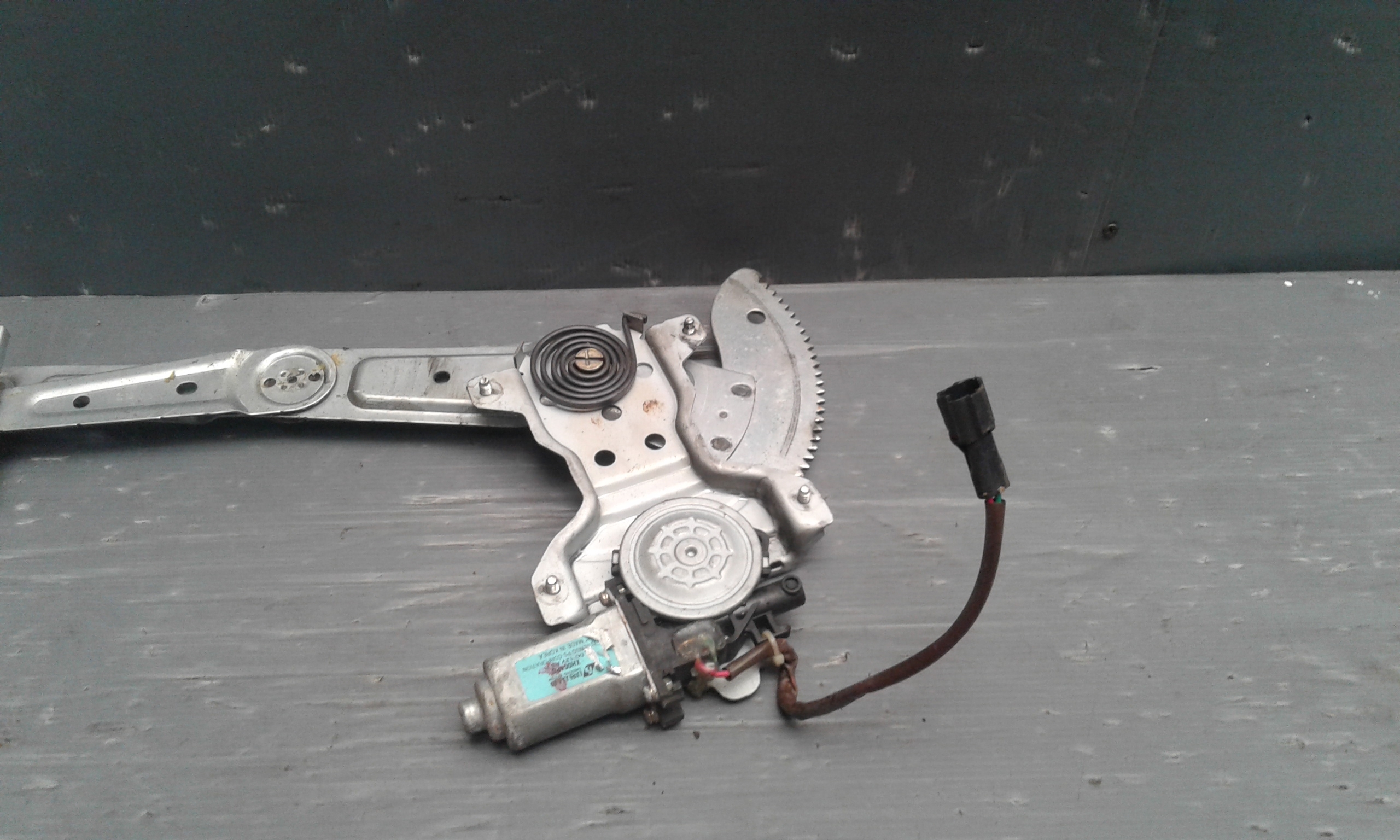 Alzacristallo Porta Ant. Destro Usato