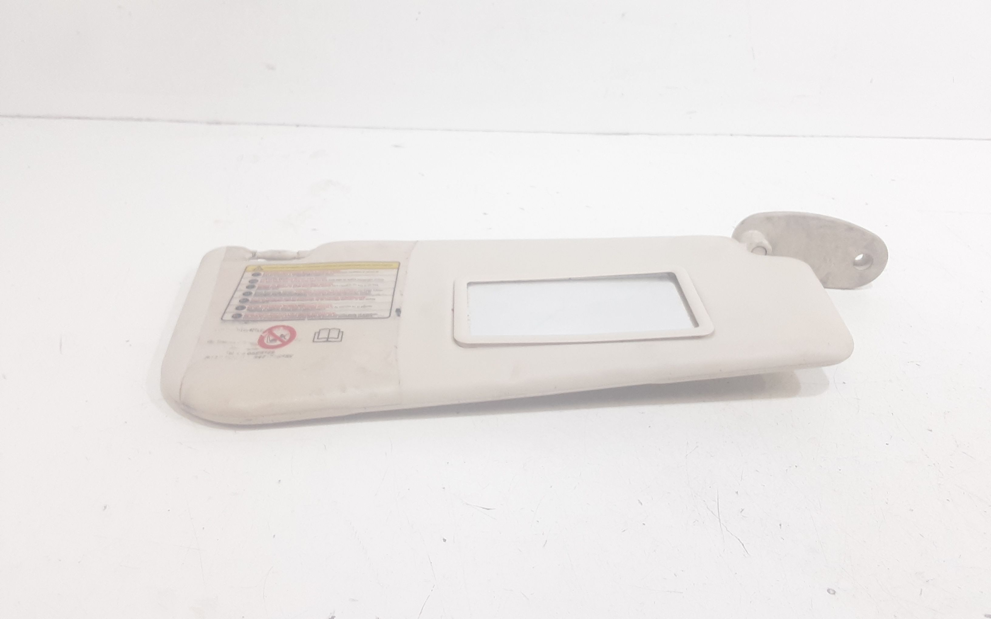 Aletta Parasole Parabrezza Destro 735411165 Usato