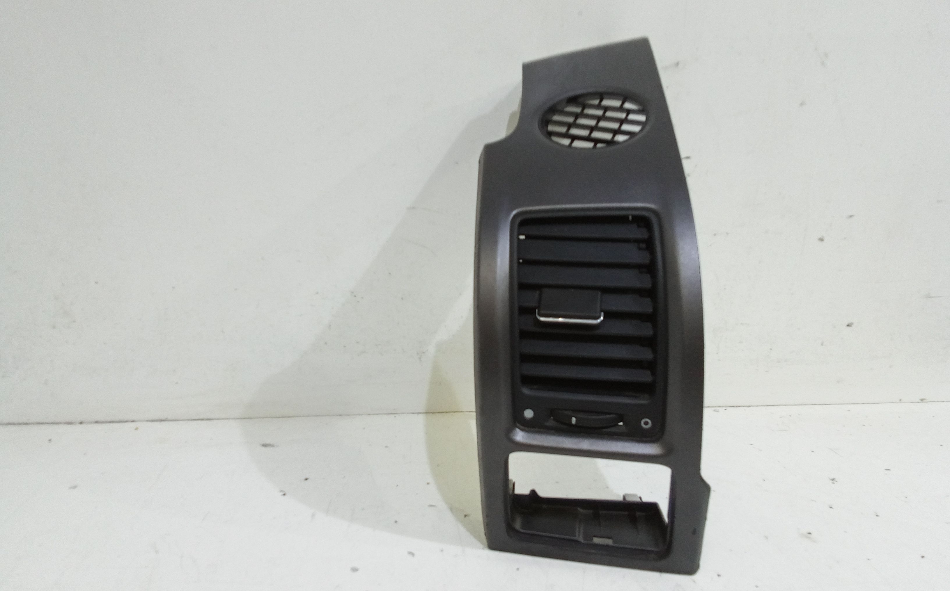 Condotto Aria Bocchette Lat. Cruscotto Sinistro Usato