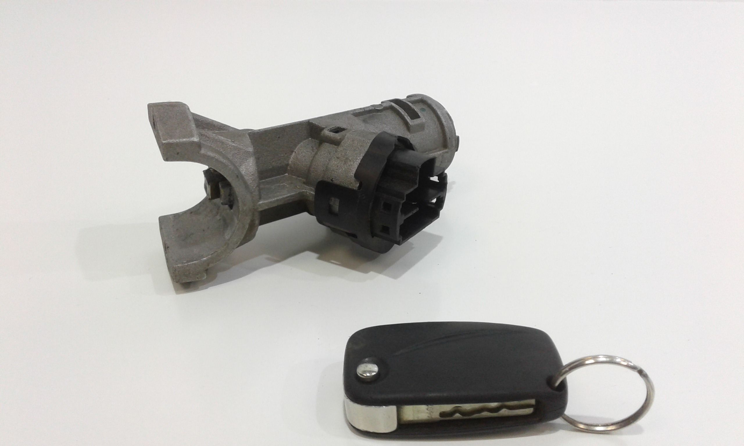 Commutatore Avviamento Con Cilindretti Serrature Usato