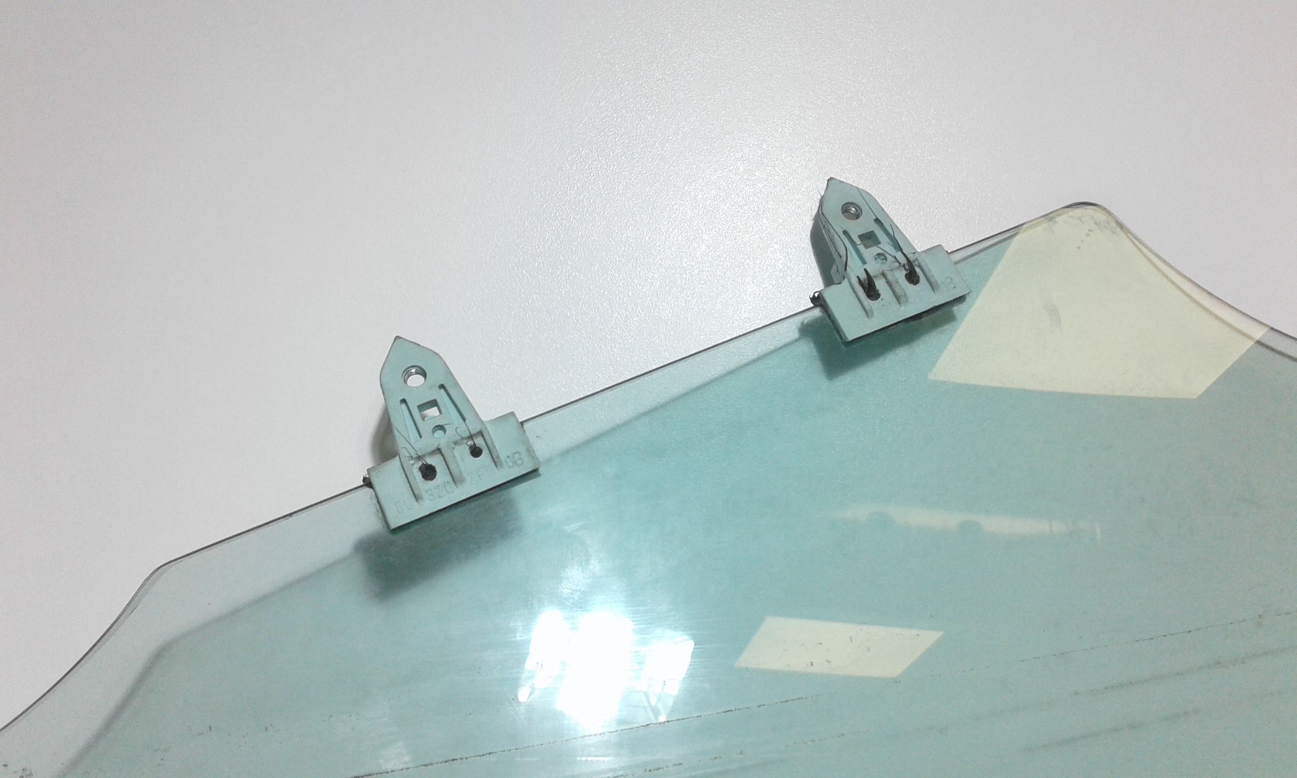 Scendente Porta Ant. Destro 803004EA0A Usato