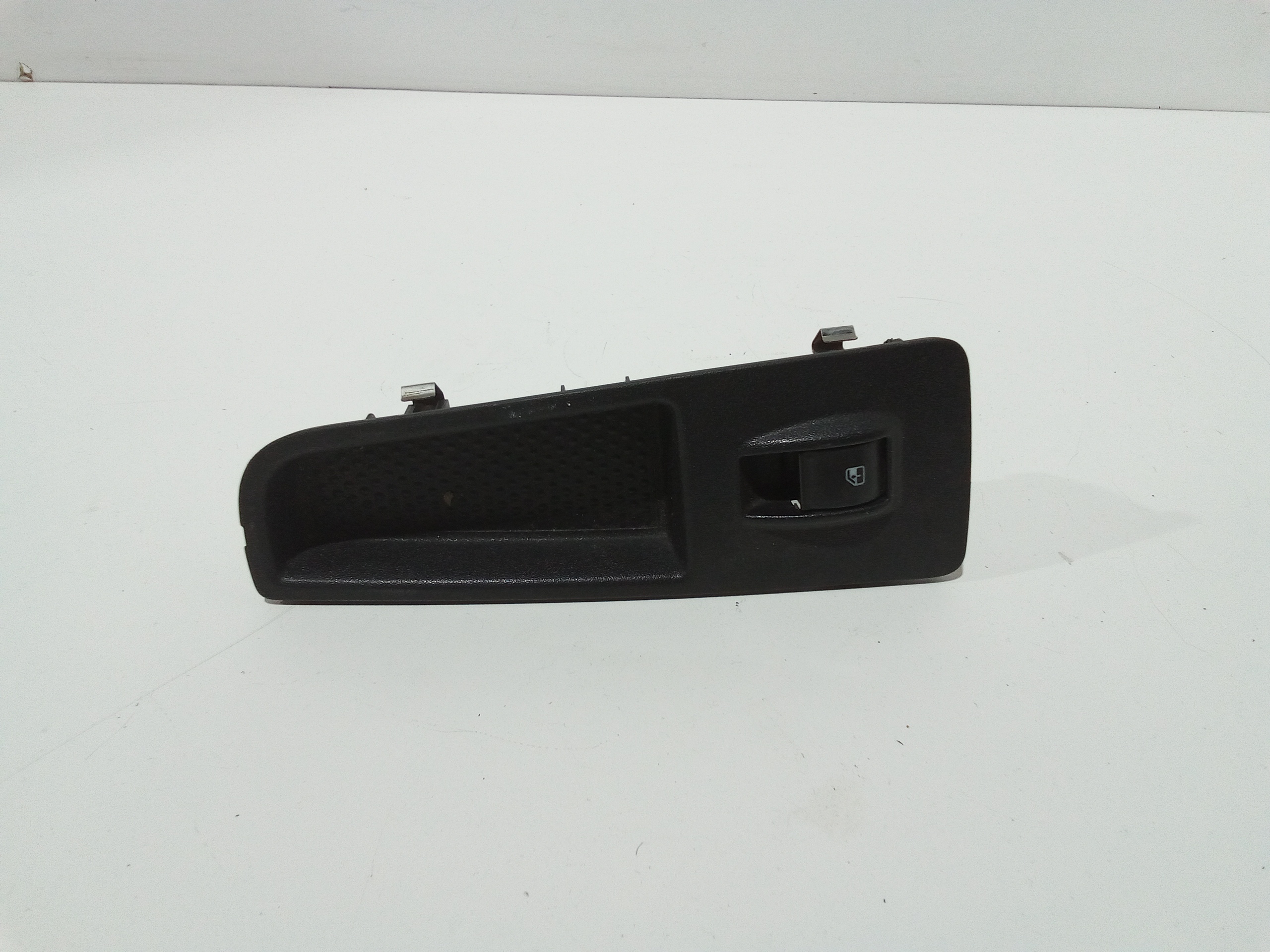 Interruttore Alzacristalli Porta Ant. Destro 735474942 Usato