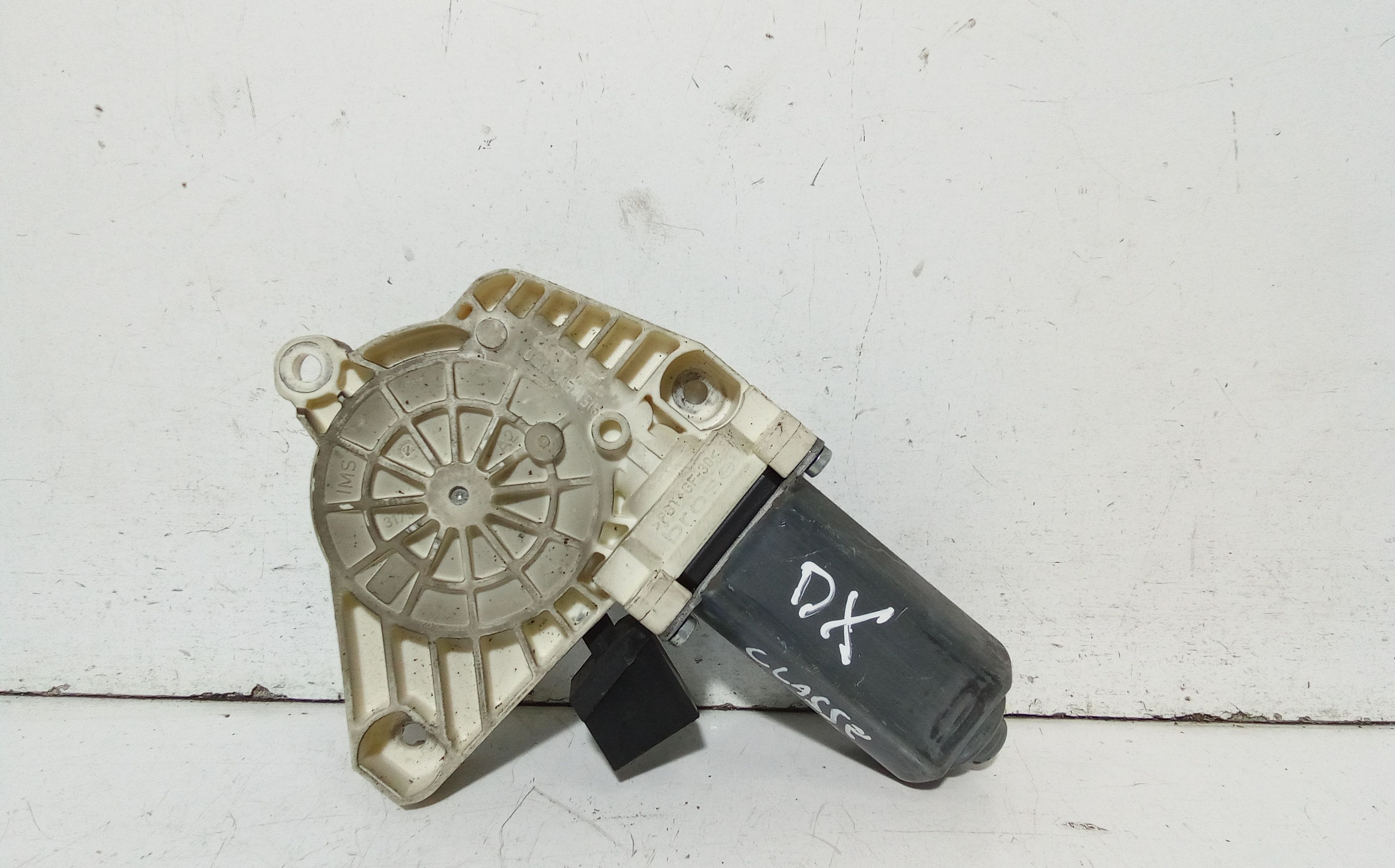 Motorino Alzacristallo Porta Ant. Destro A1698204242 Usato