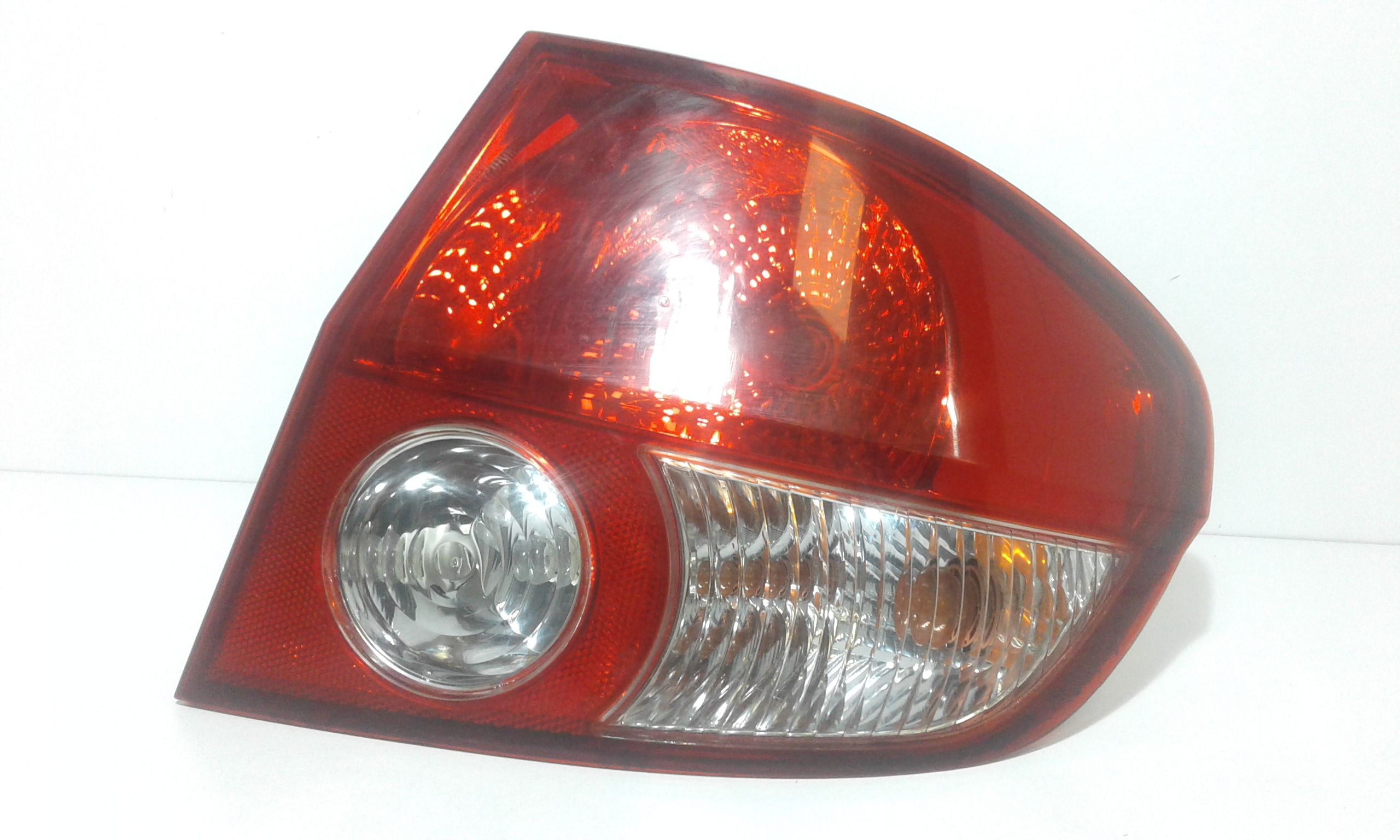 Fanale Post. Destro 924201C010 Usato