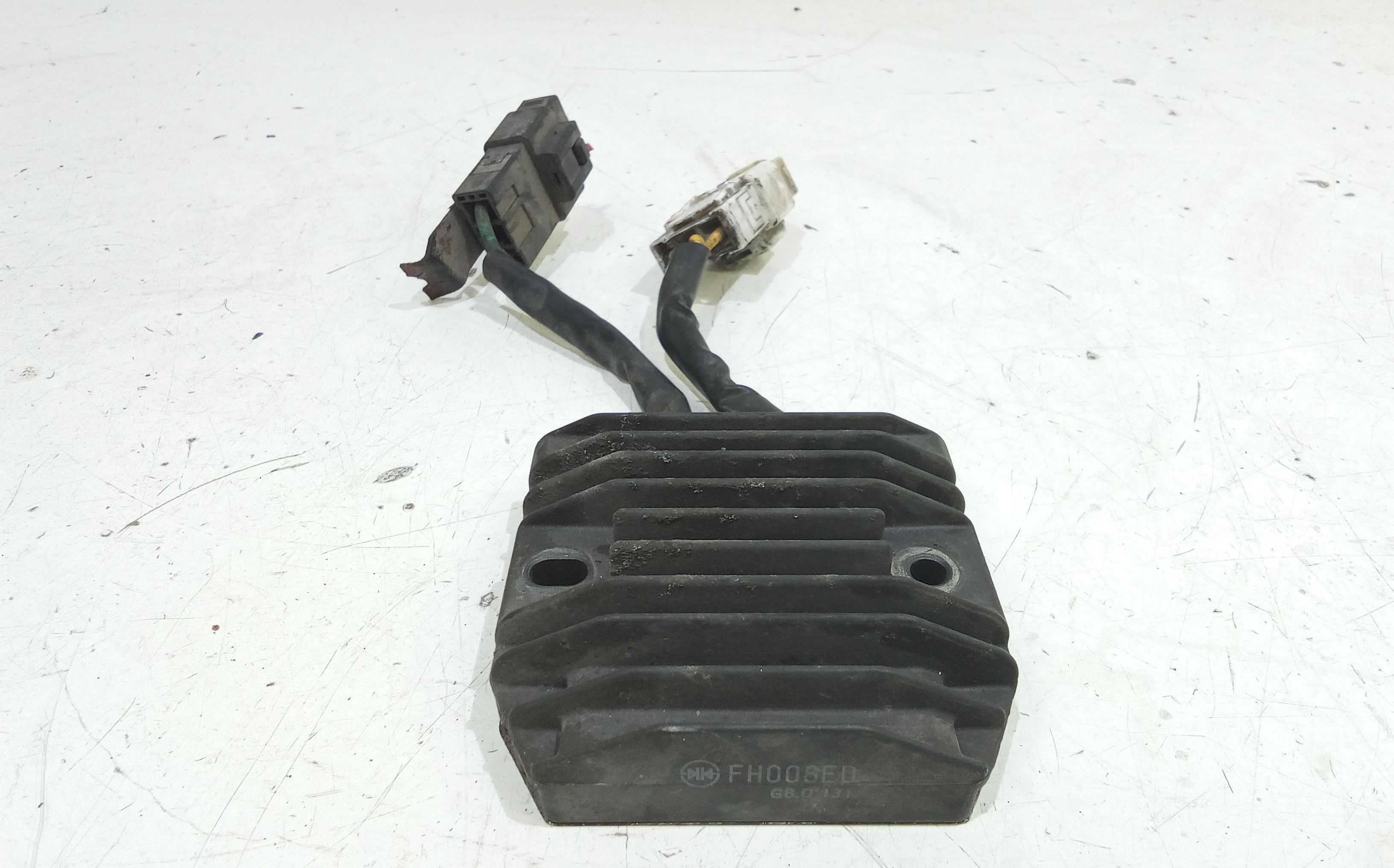 Regolatore Tensione Usato