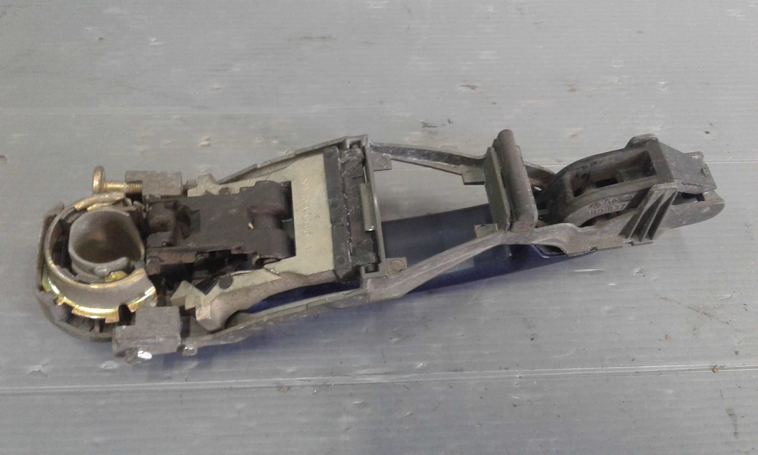 Maniglia Porta Ant. Sinistro 3B0837207GGRU Usato