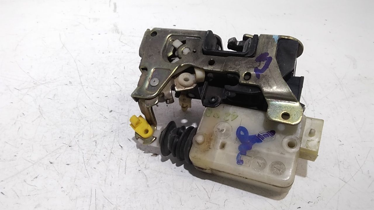 Serratura Porta Ant. Destro 8200497604 Usato