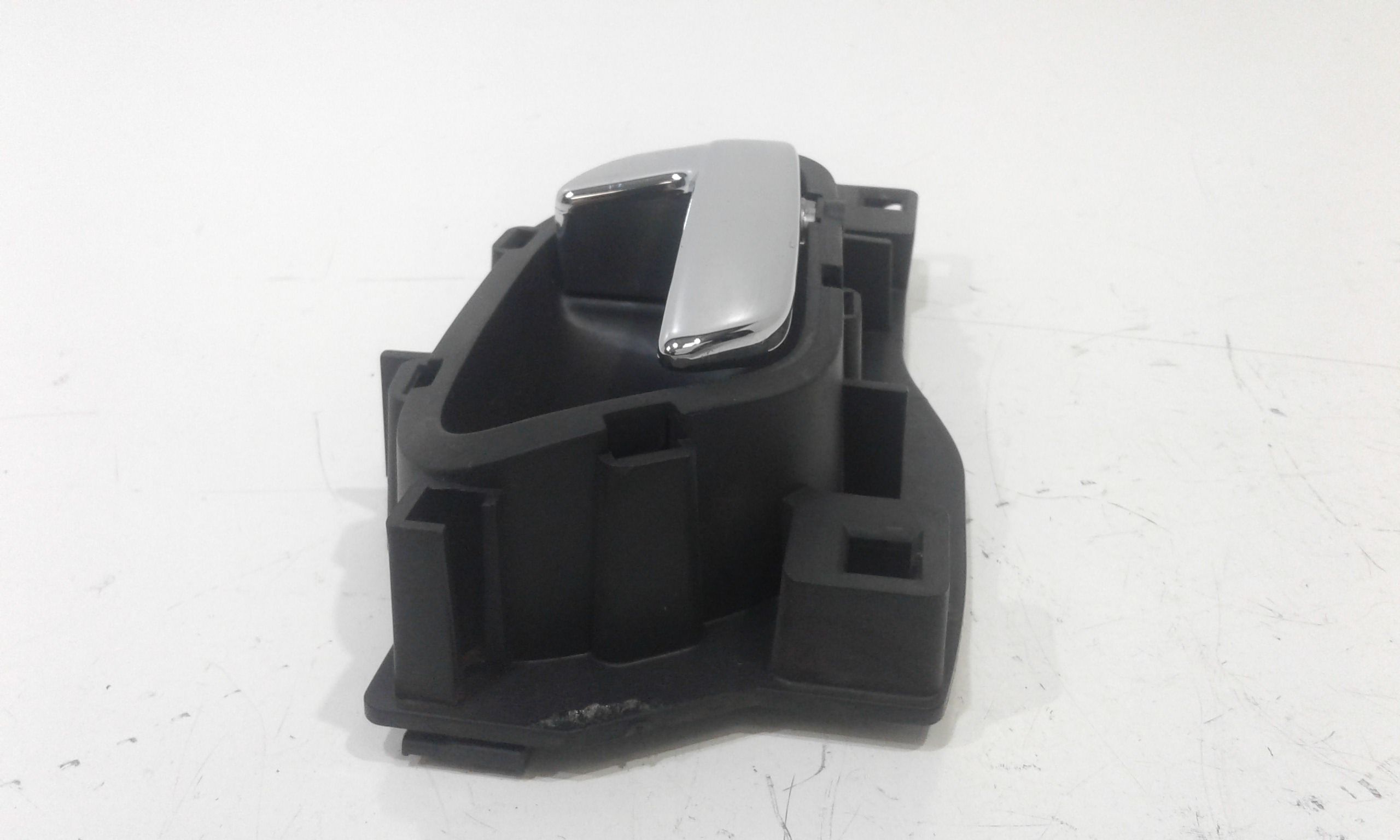 Maniglia Int. Apertura Porta Post. Destro 914493 Usato