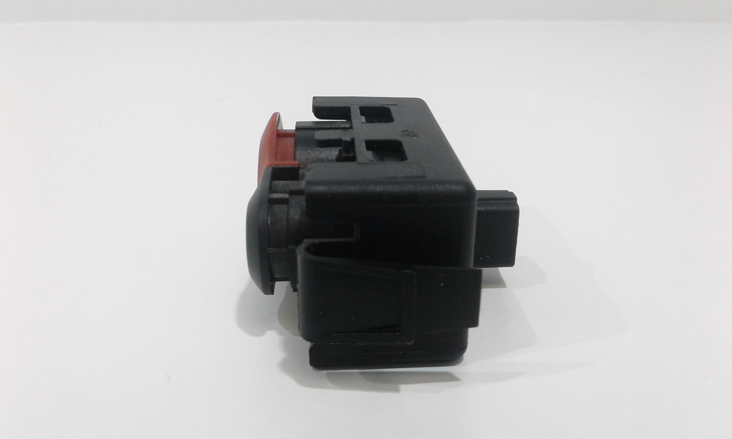 Interruttore Luci Emergenza 252103766R Usato