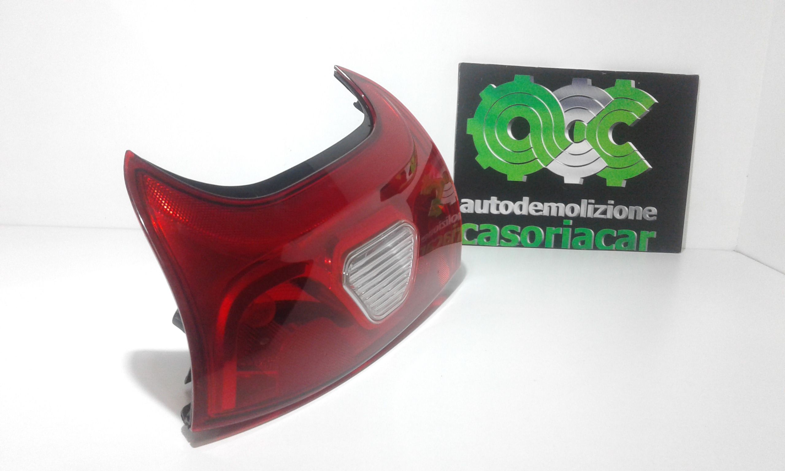 Fanale Post. Destro 52102350 Usato