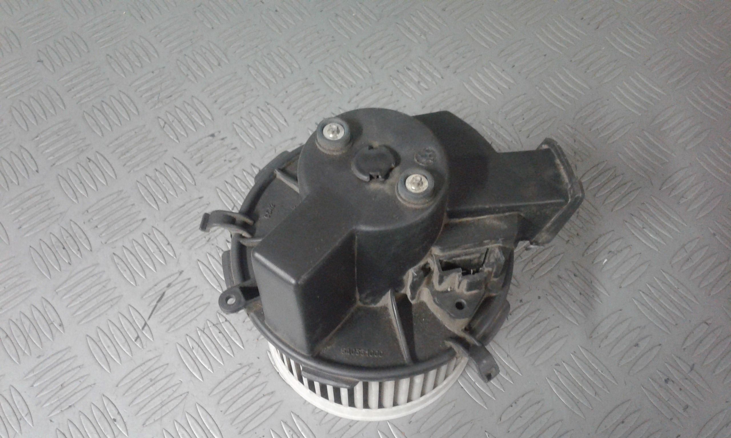 Motorino Ventilazione Abitacolo 77362537 Usato