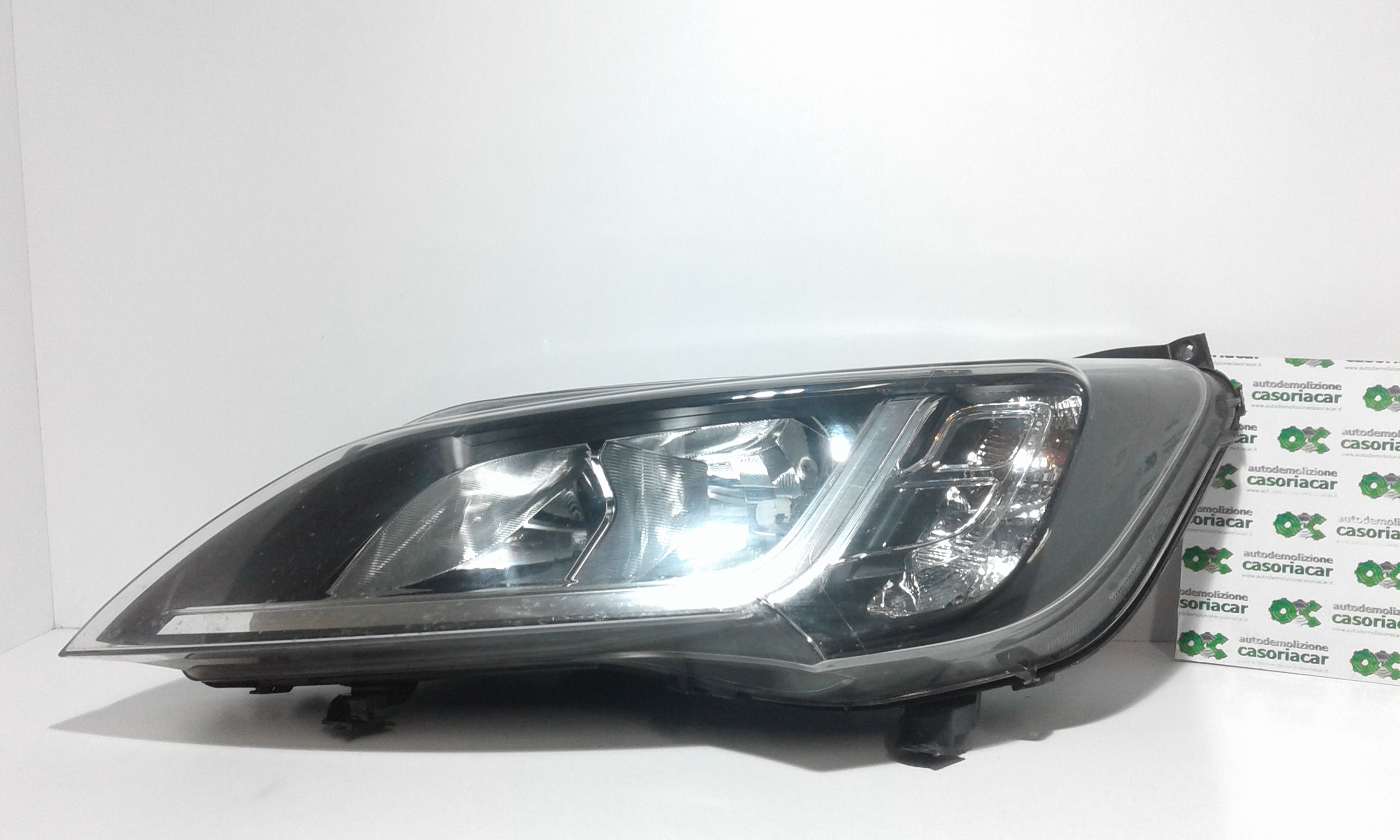 Proiettore Sinistro 1631998680 Usato