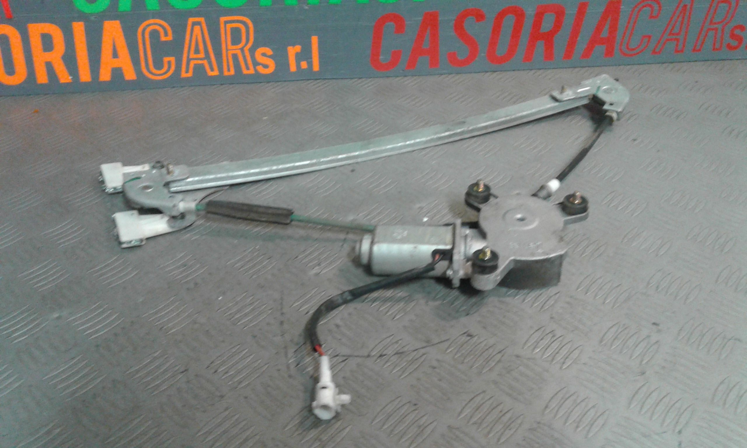 Alzacristallo Porta Ant. Destro 9206363 Usato