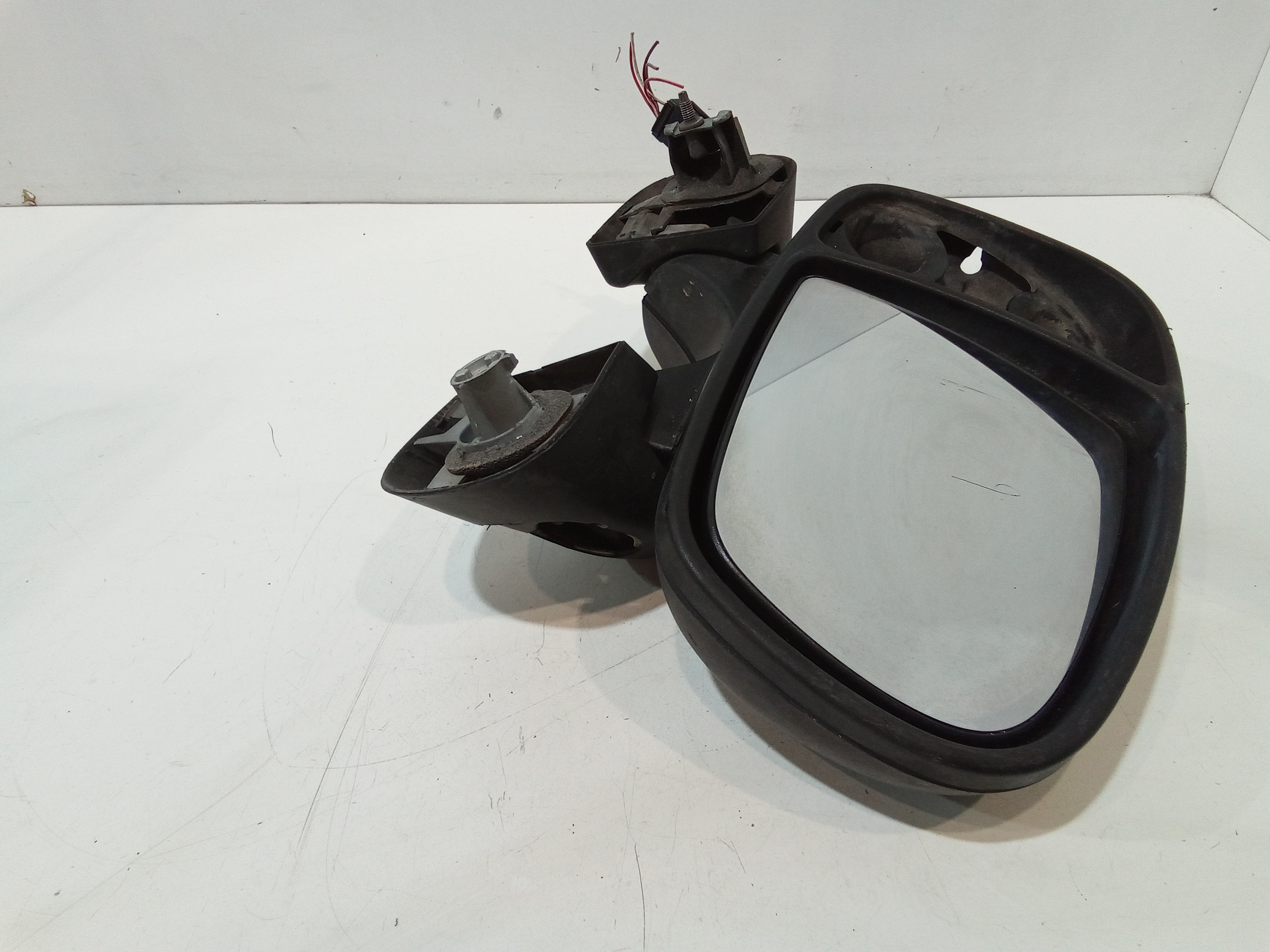 Retrovisore Est. Sinistro 7701473241 Usato