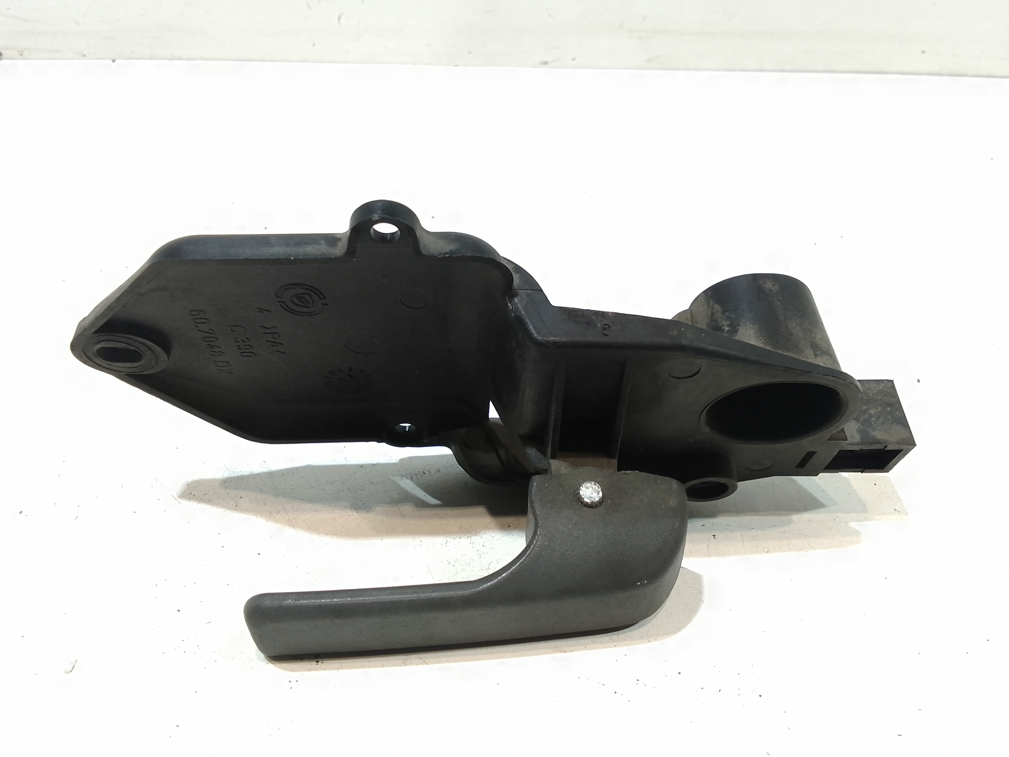 Maniglia Int. Apertura Porta Ant. Destro Usato