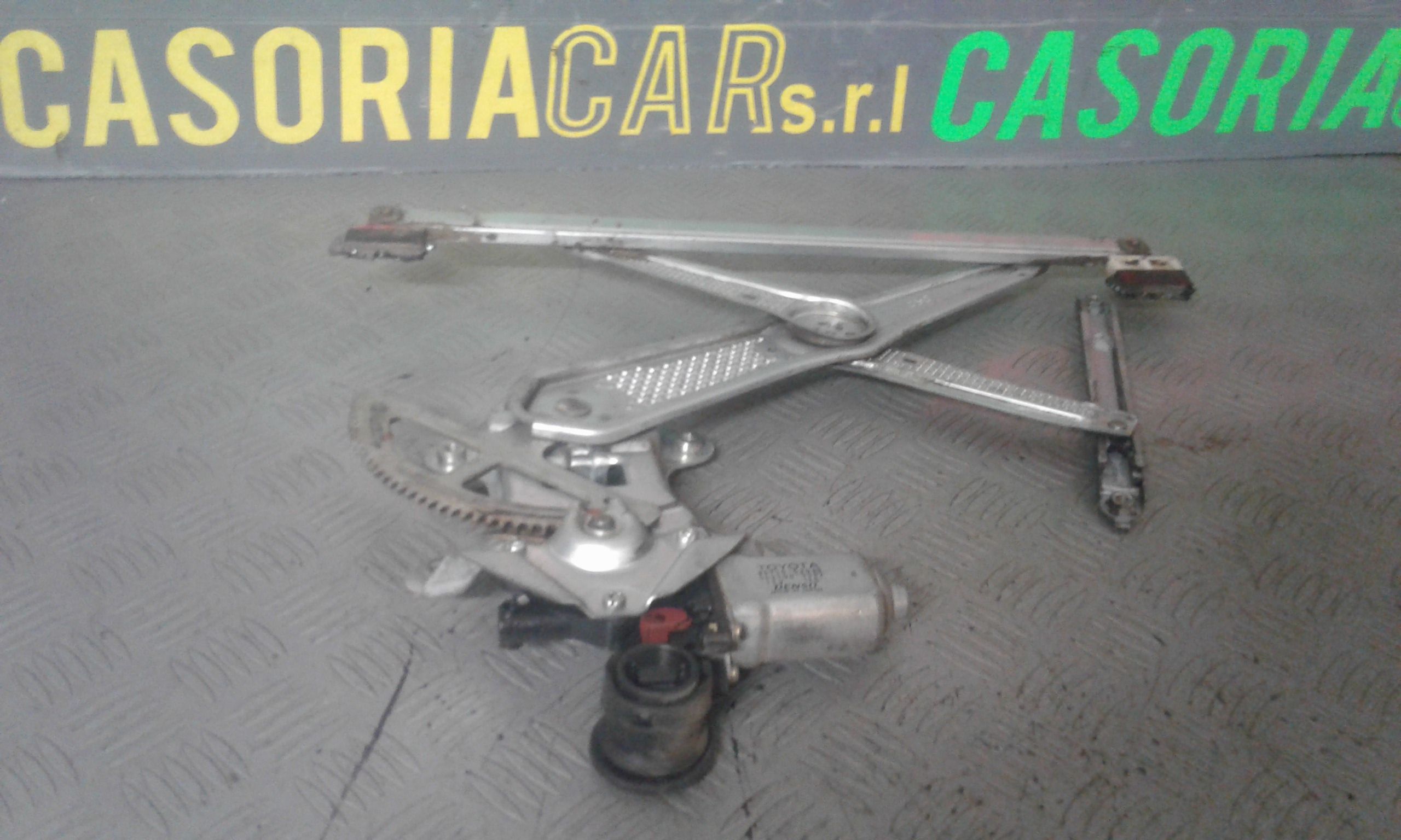 Alzacristallo Porta Ant. Destro 6980152010 Usato