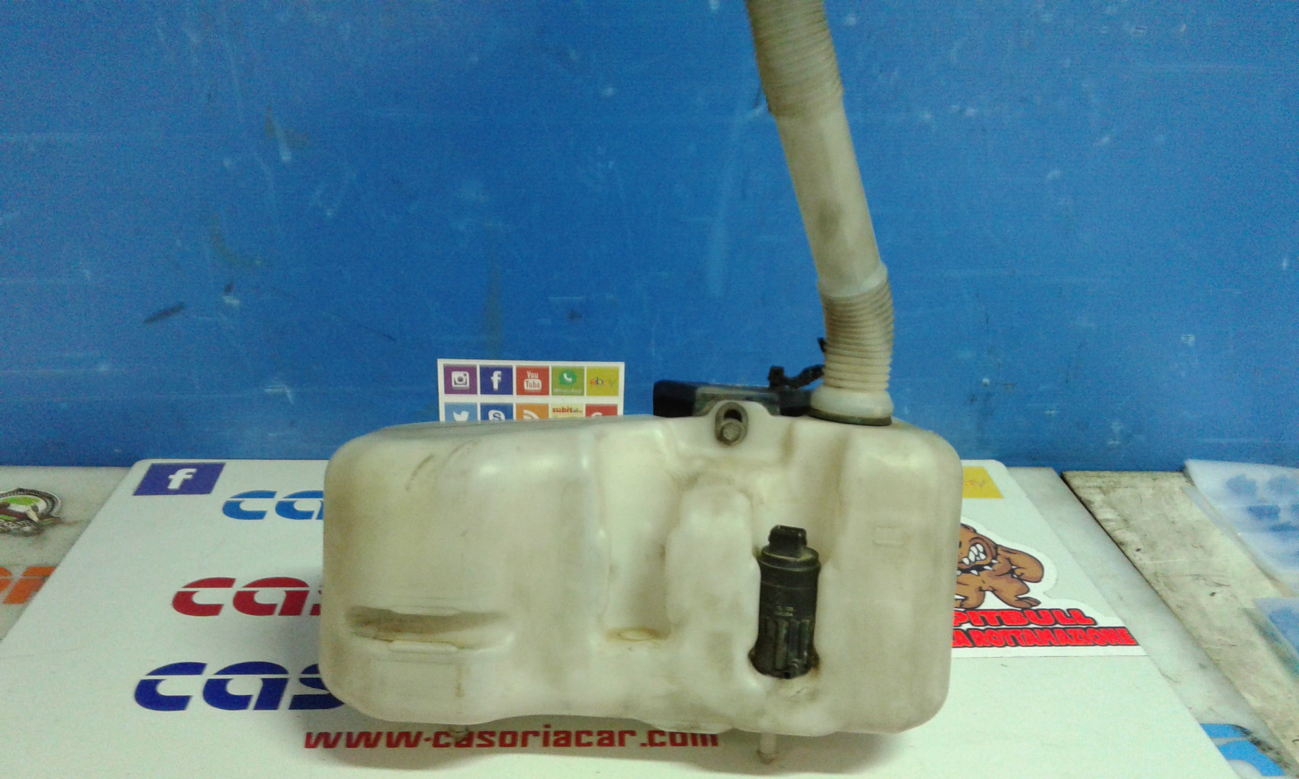 Serbatoio Tergiparabrezza Compl. Usato