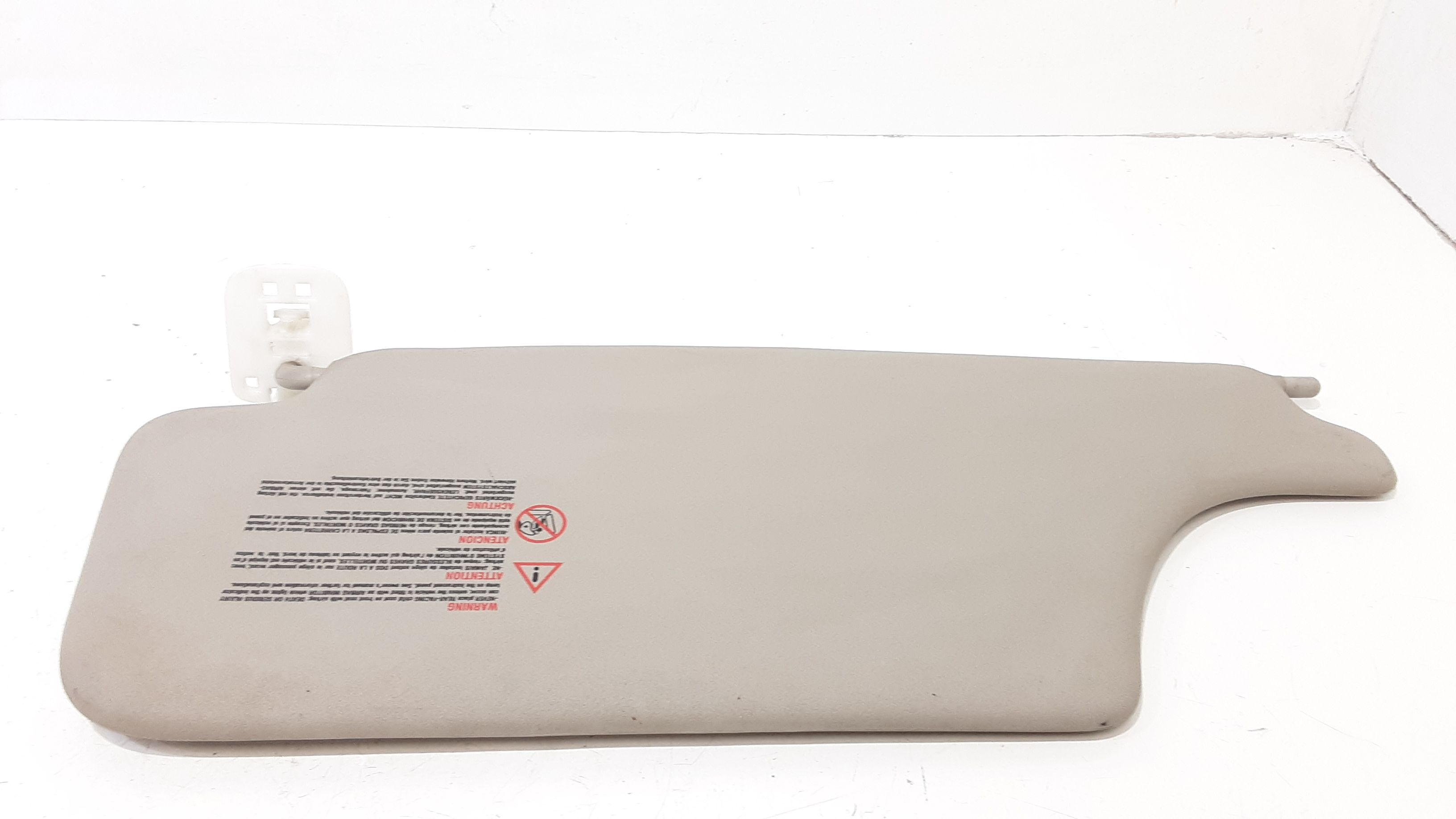 Aletta Parasole Parabrezza Destro 8200213199 Usato