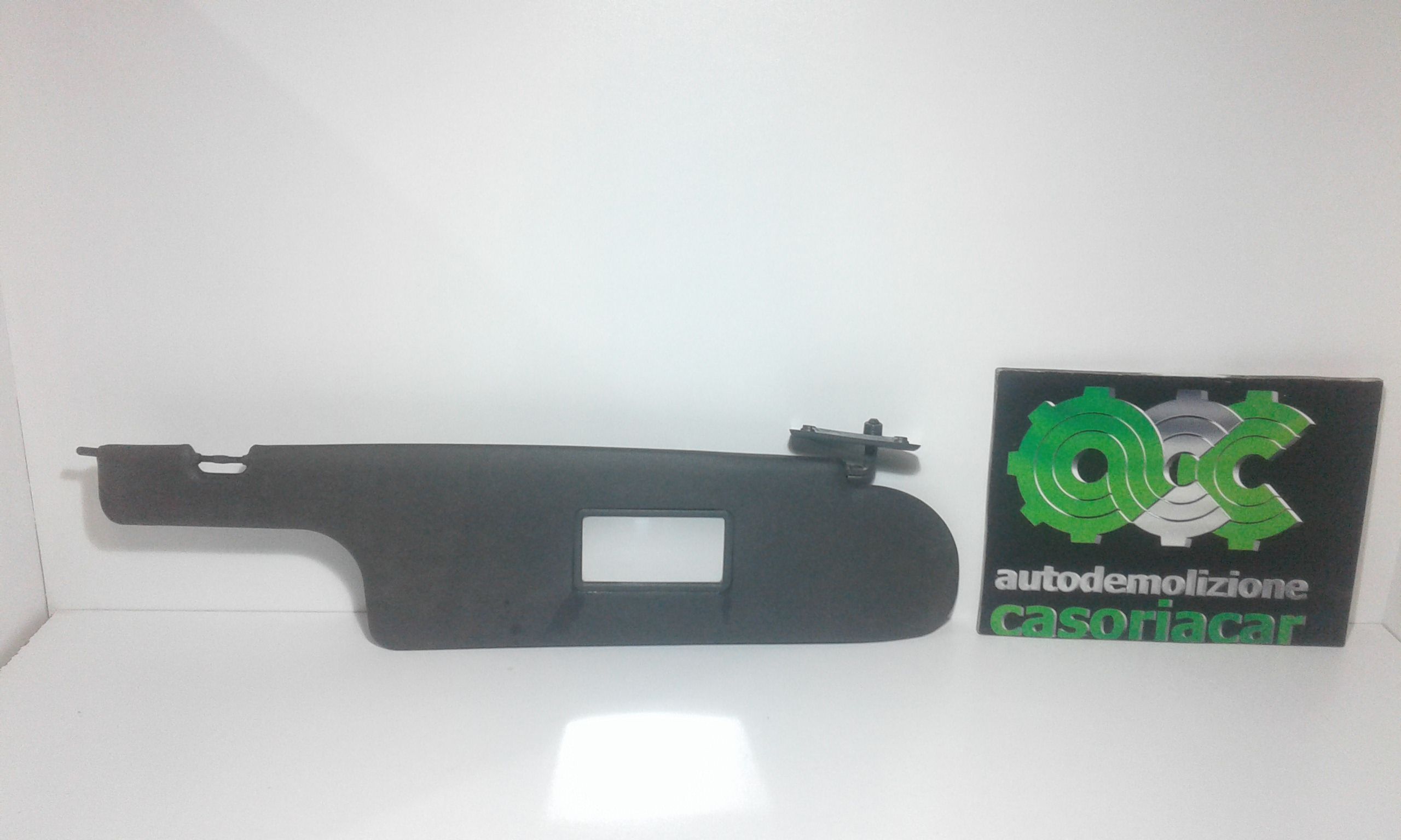 Aletta Parasole Parabrezza Destro 5801353804 Usato