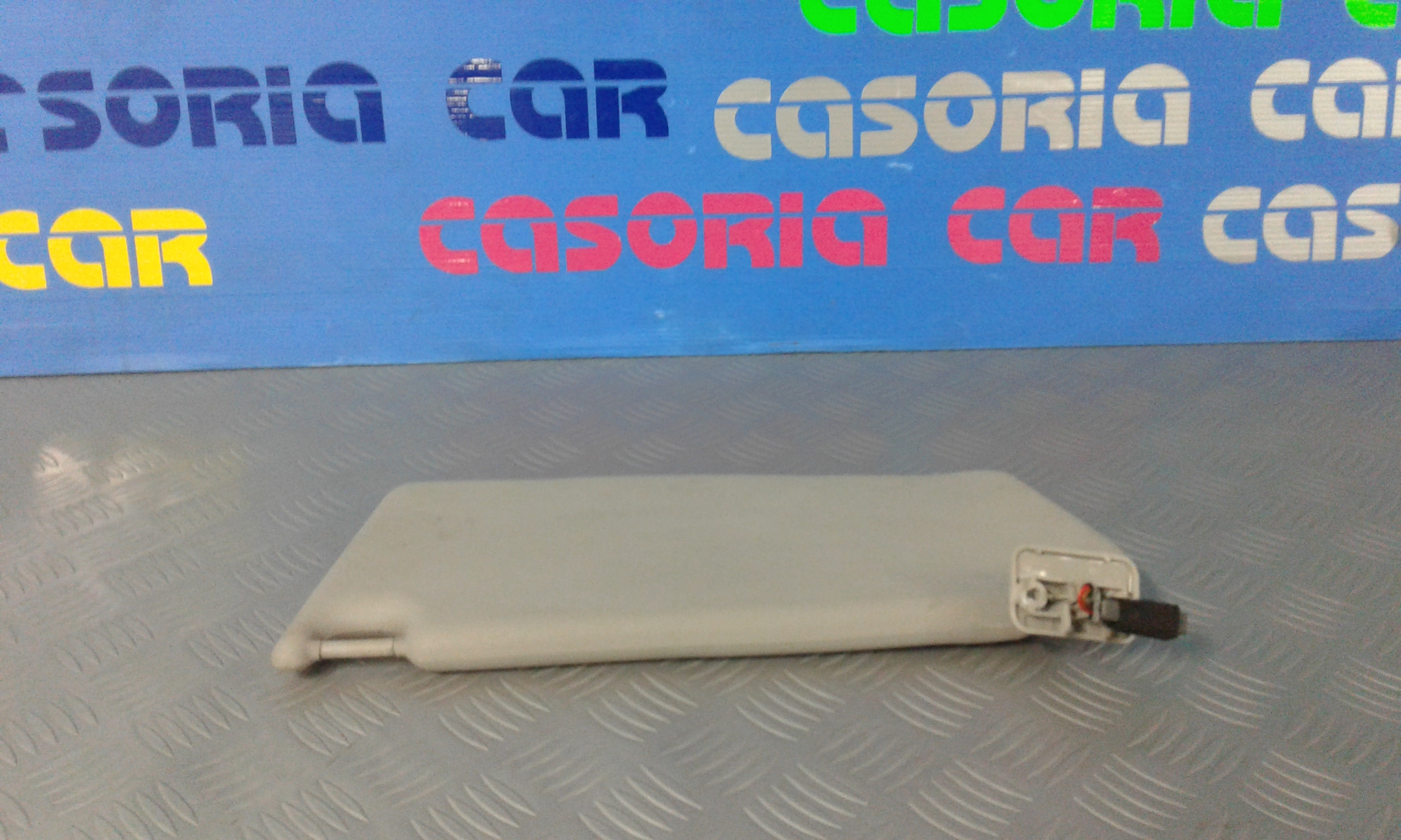 Aletta Parasole Parabrezza Destro 13113045 Usato