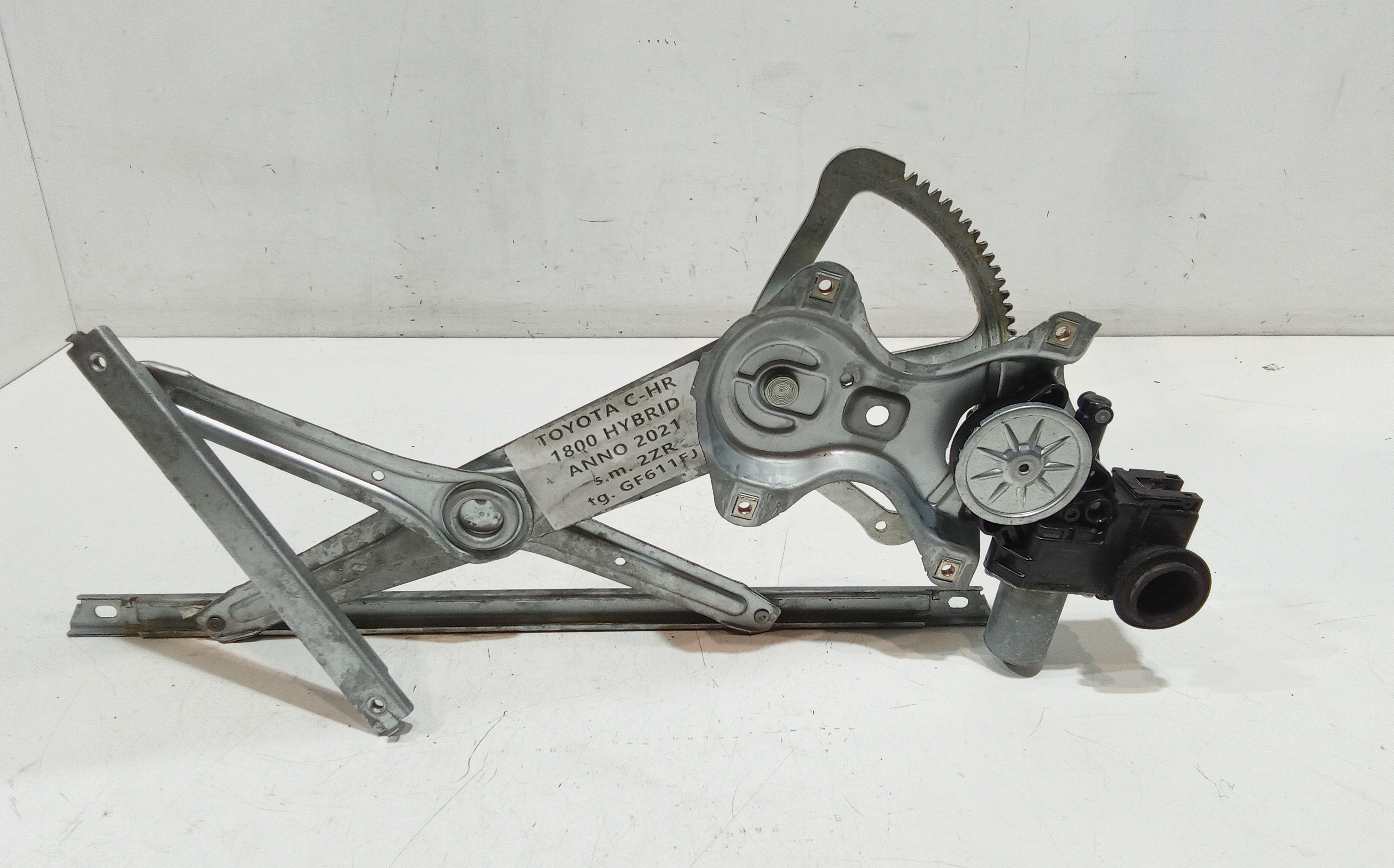 Alzacristallo Porta Ant. Destro Usato