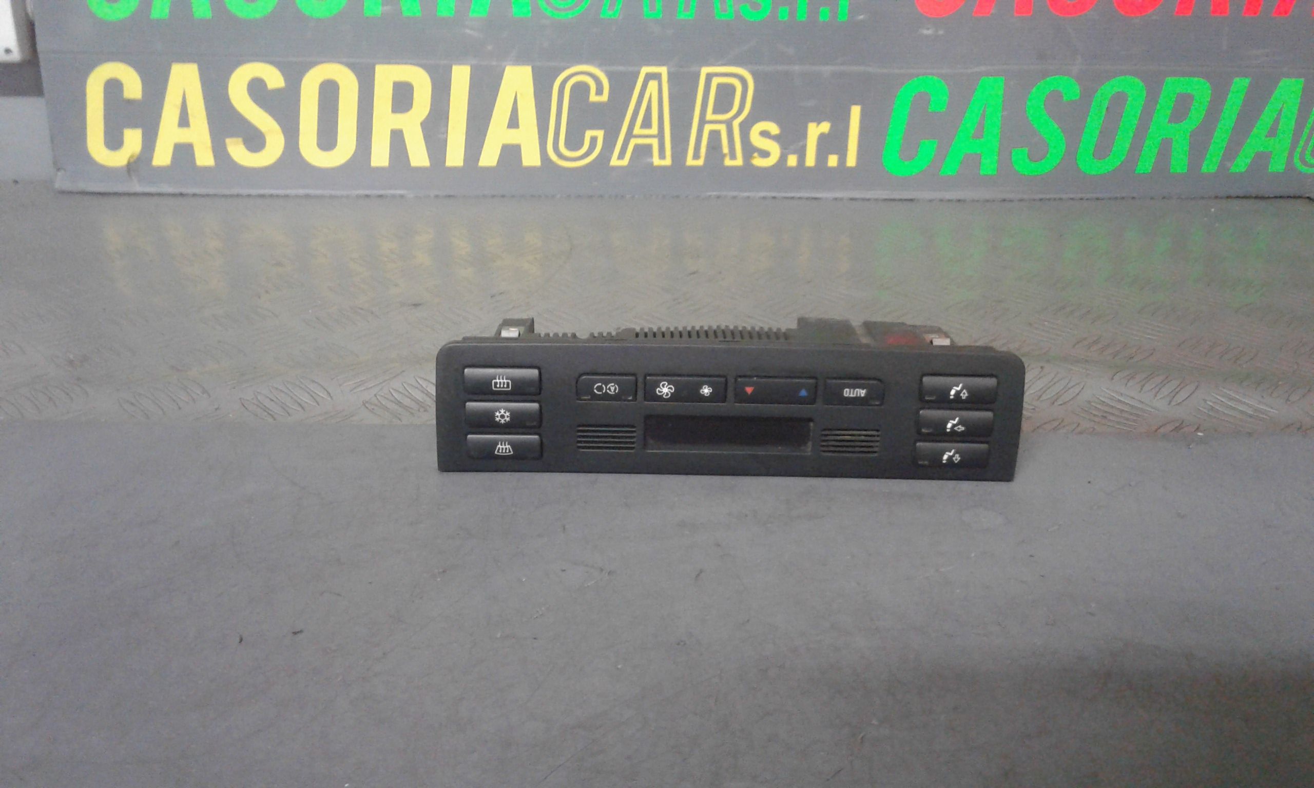 Blocco Comando Climatizzazione 64116915332 Usato