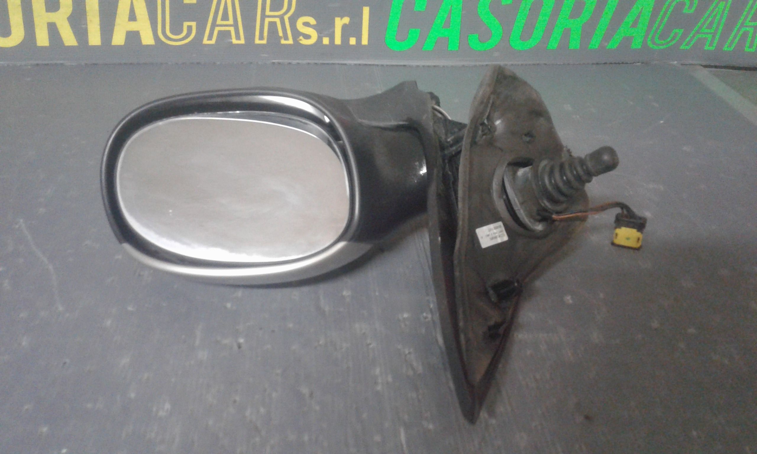 Retrovisore Est. Destro 1607130780 Usato