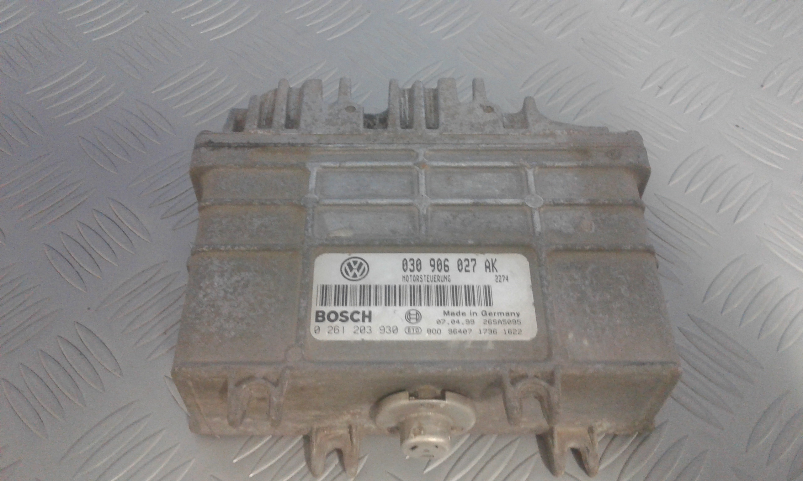 Centralina Iniezione 030906032EK Usato