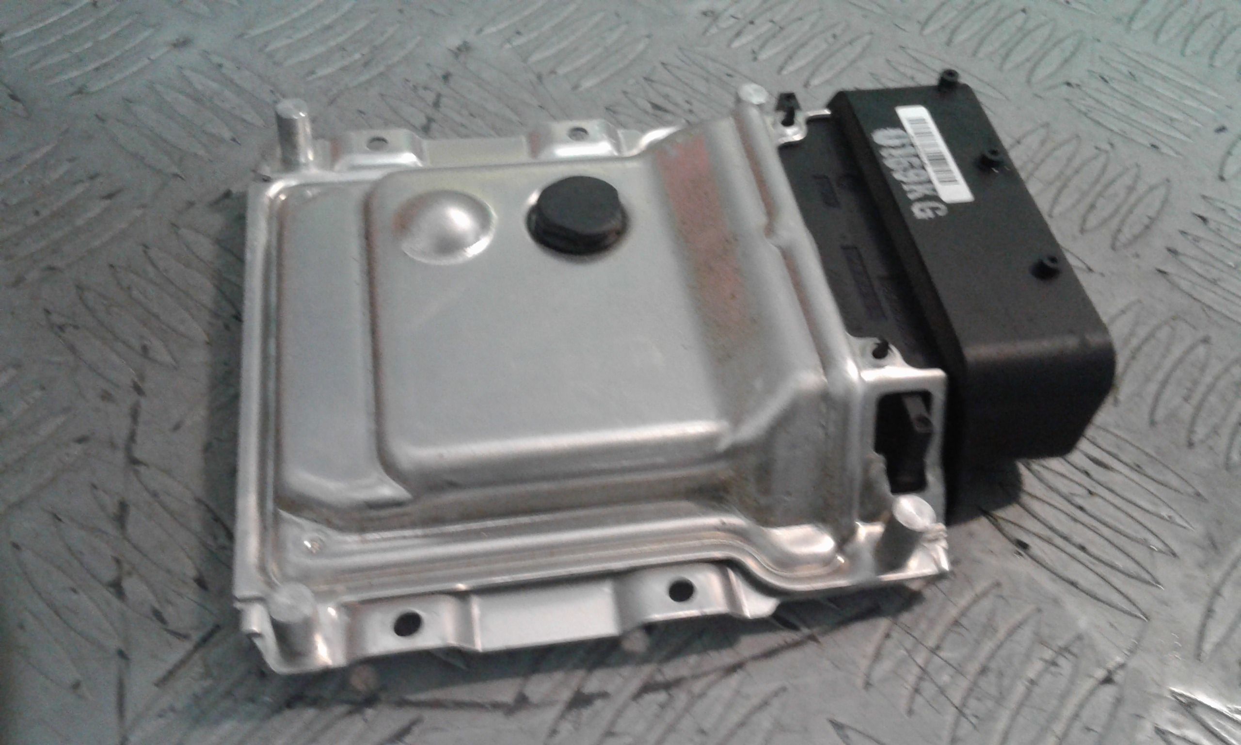 Centralina Iniezione 3911002DC0 Usato