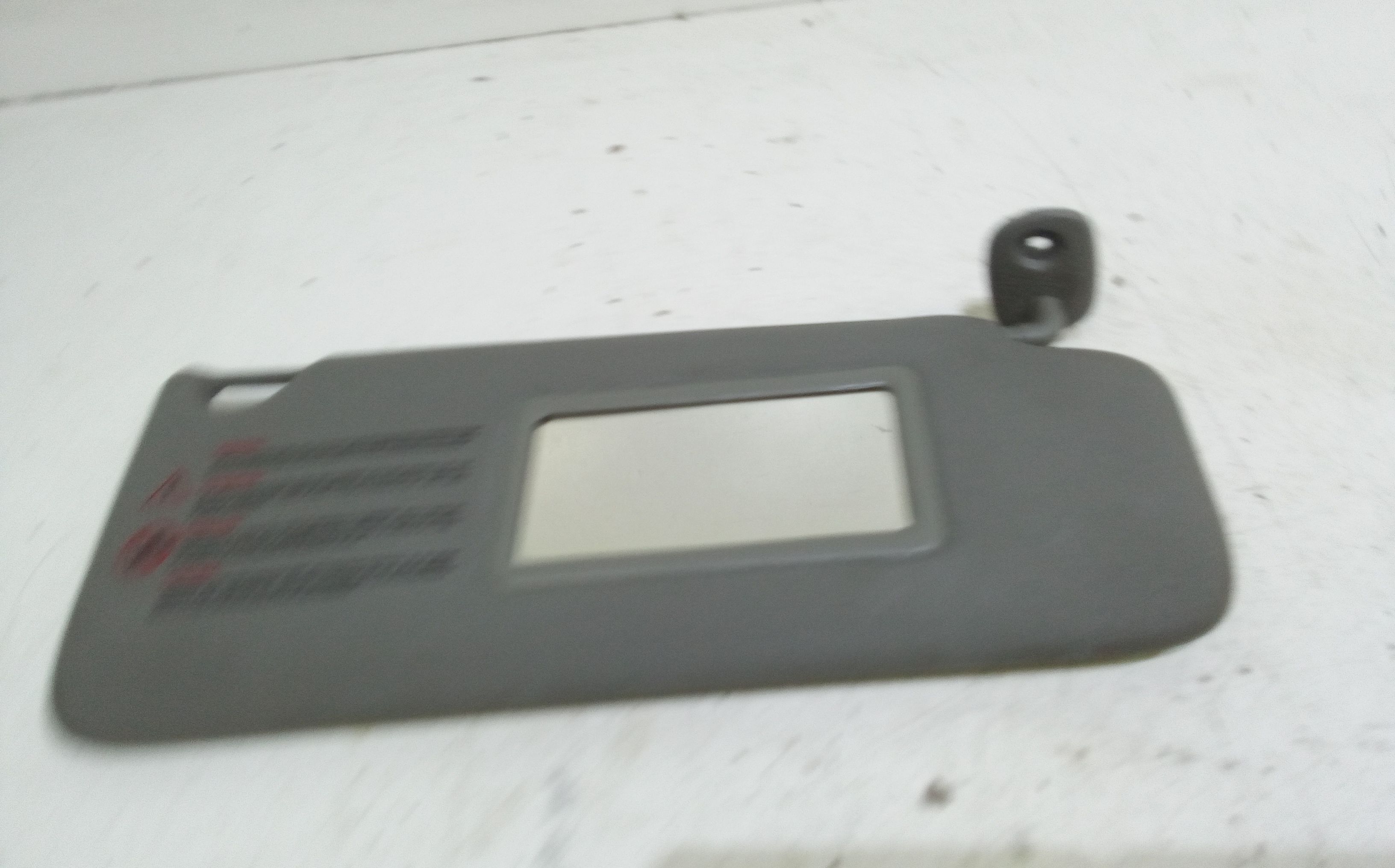 Aletta Parasole Parabrezza Destro 8200240038 Usato