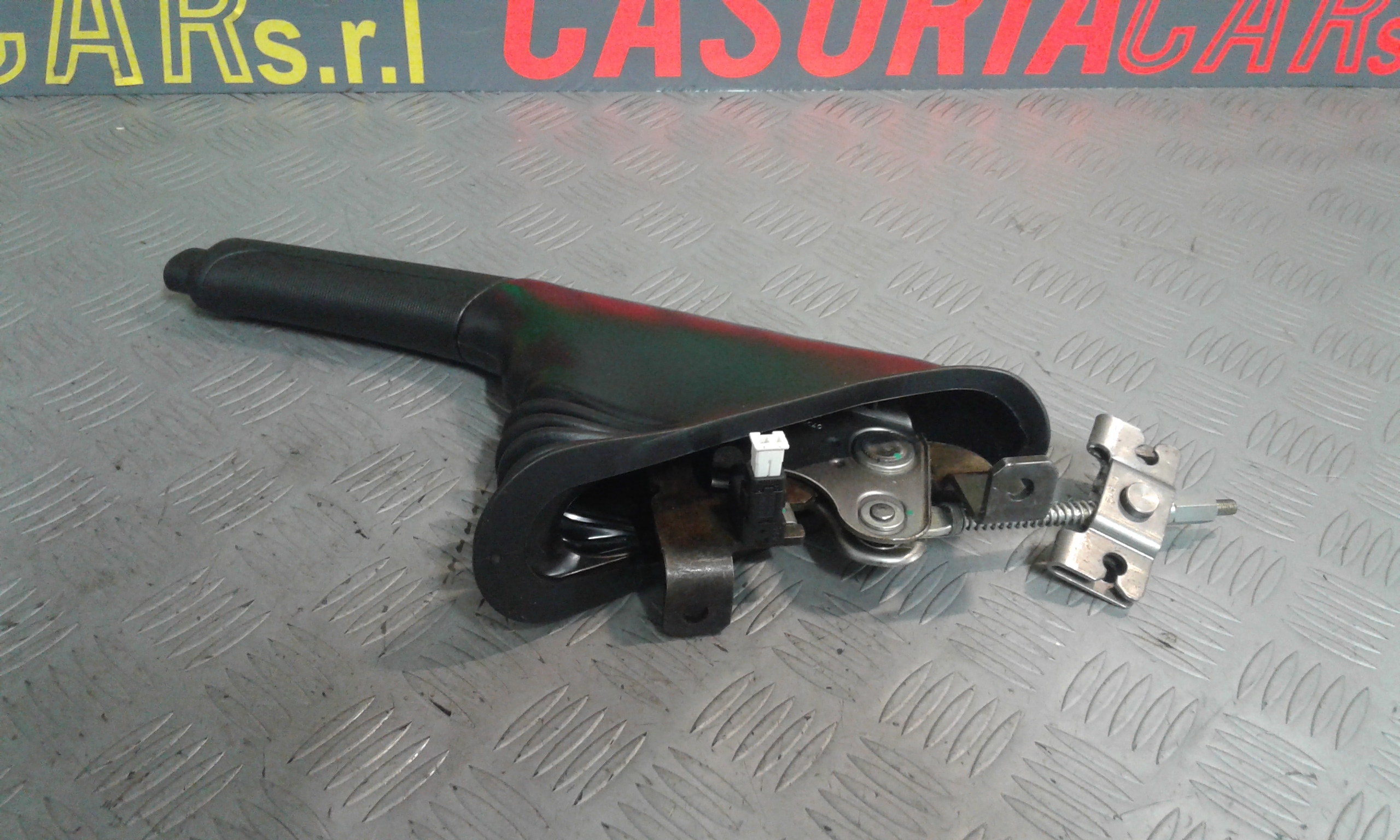 Leva Freno Stazionamento 735410257 Usato