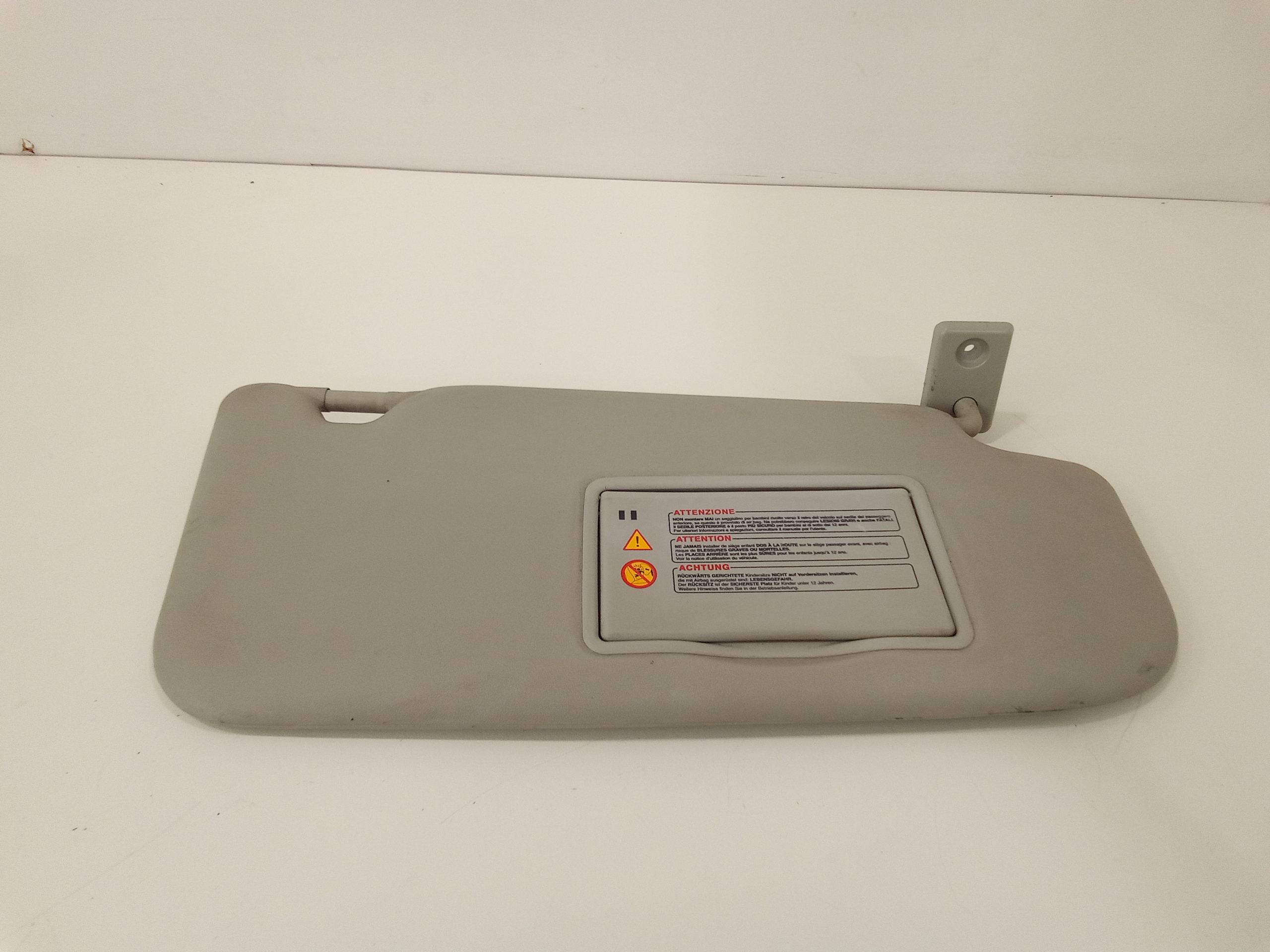 Aletta Parasole Parabrezza Destro 96400BR10A Usato