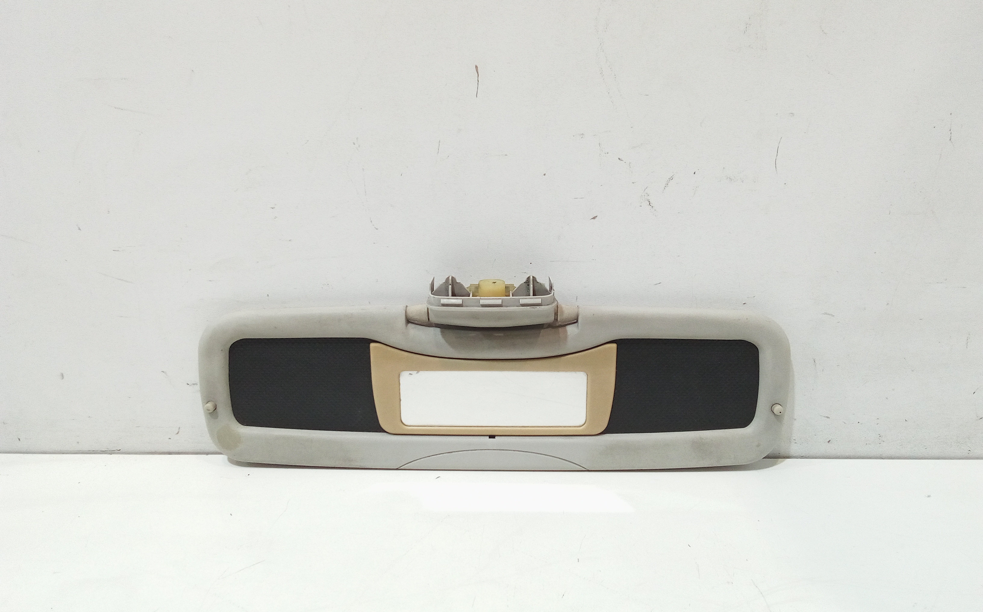 Aletta Parasole Parabrezza Destro Q0000706V007C24A00 Usato