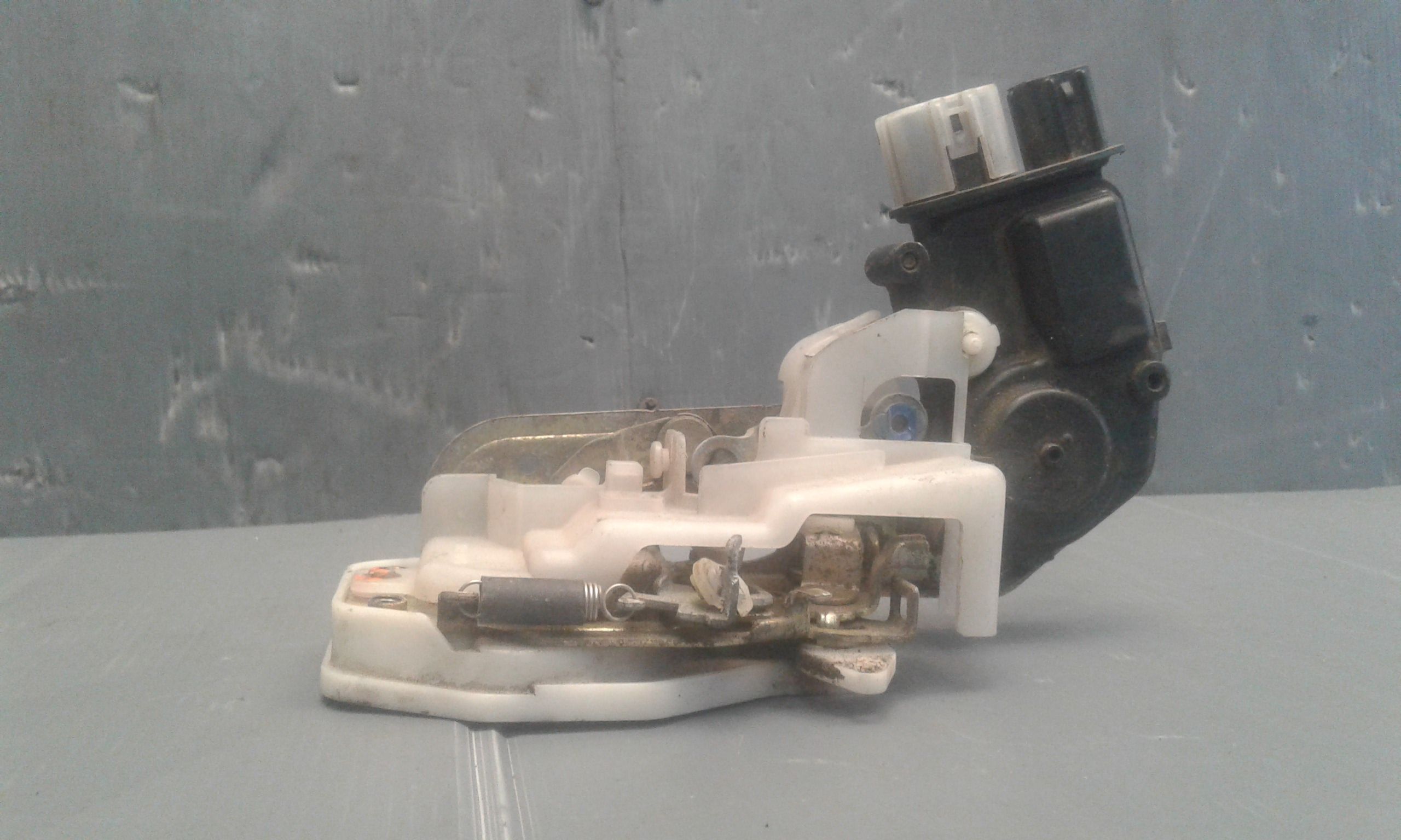 Serratura Porta Ant. Destro 72110S2HG01 Usato