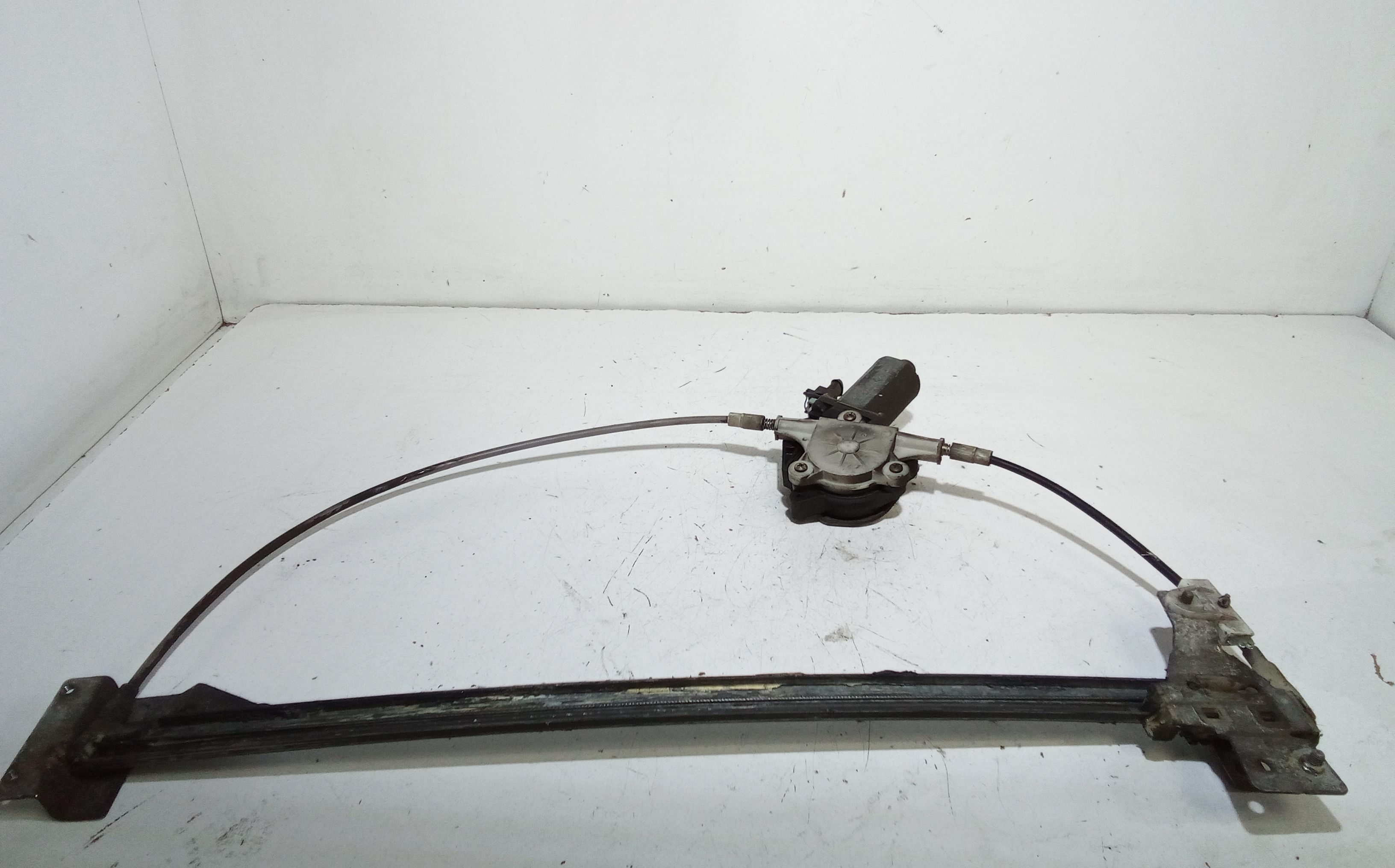 Alzacristallo Porta Ant. Sinistro A6387200246 Usato