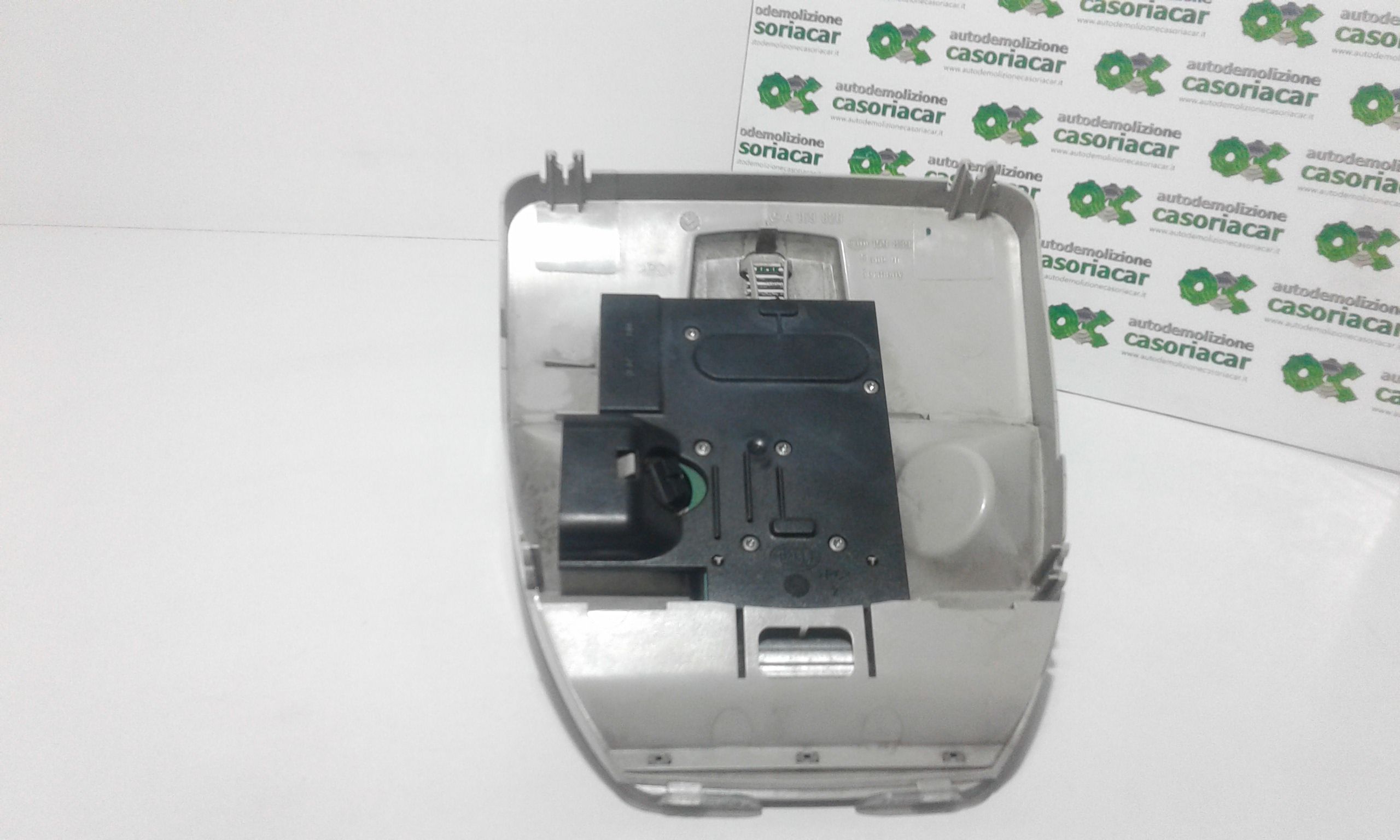 Luce Cortesia Ant. Tetto A16982000017H52 Usato