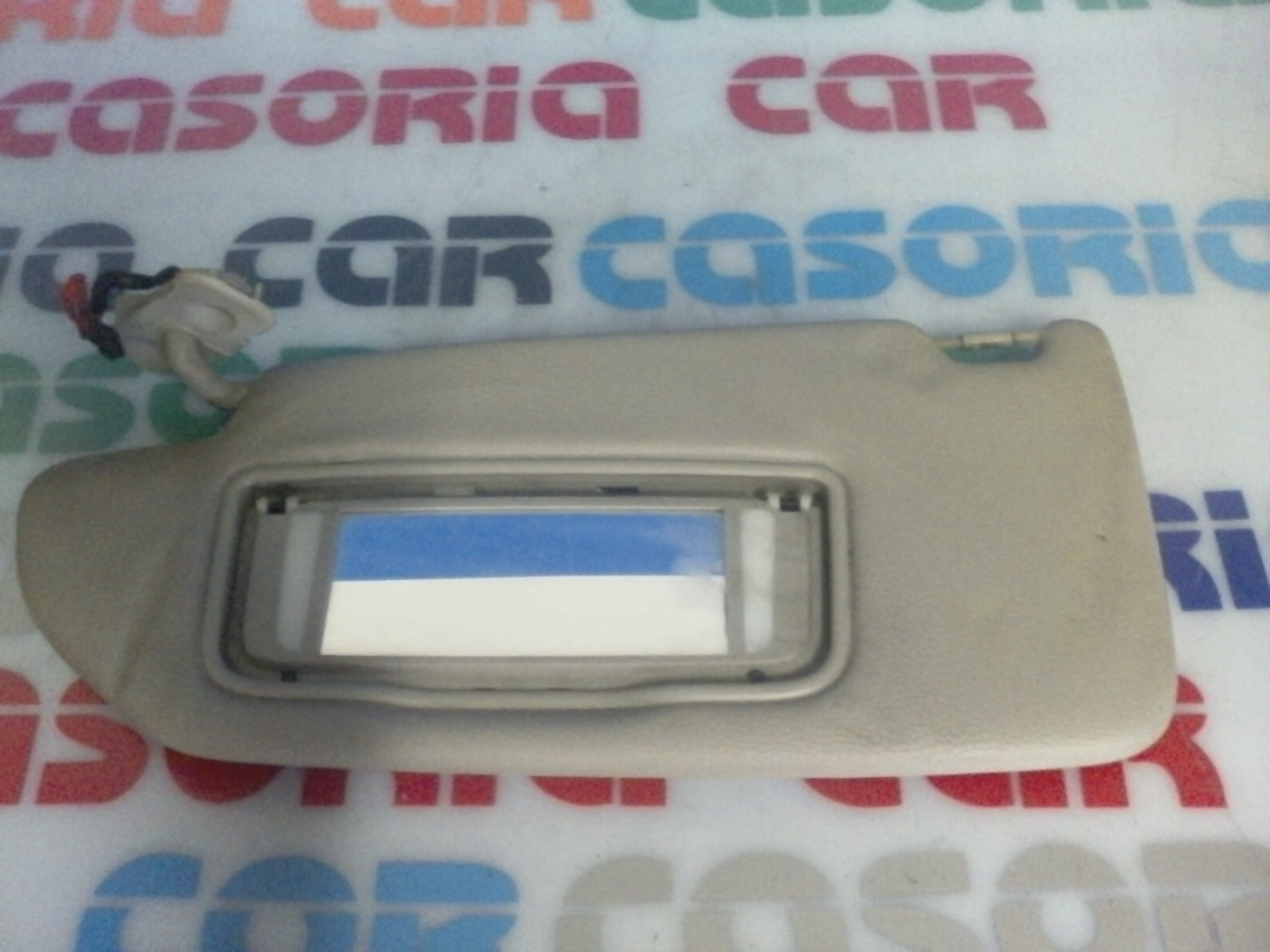 Aletta Parasole Parabrezza Sinistro 39966739 Usato