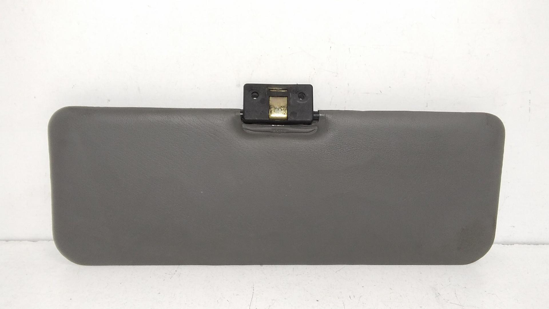 Aletta Parasole Parabrezza Destro 182427660 Usato