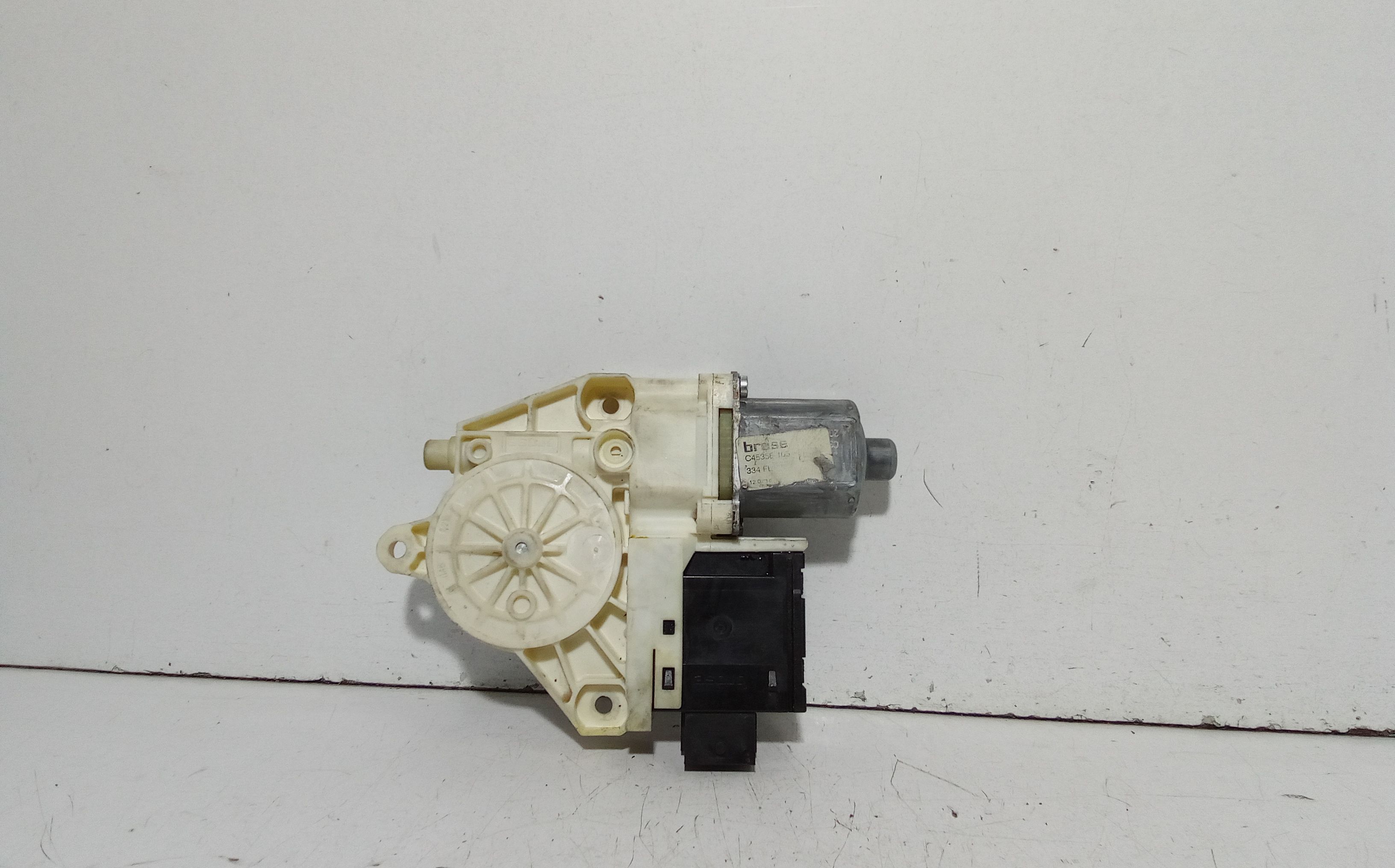 Motorino Alzacristallo Porta Ant. Destro 71777185 Usato