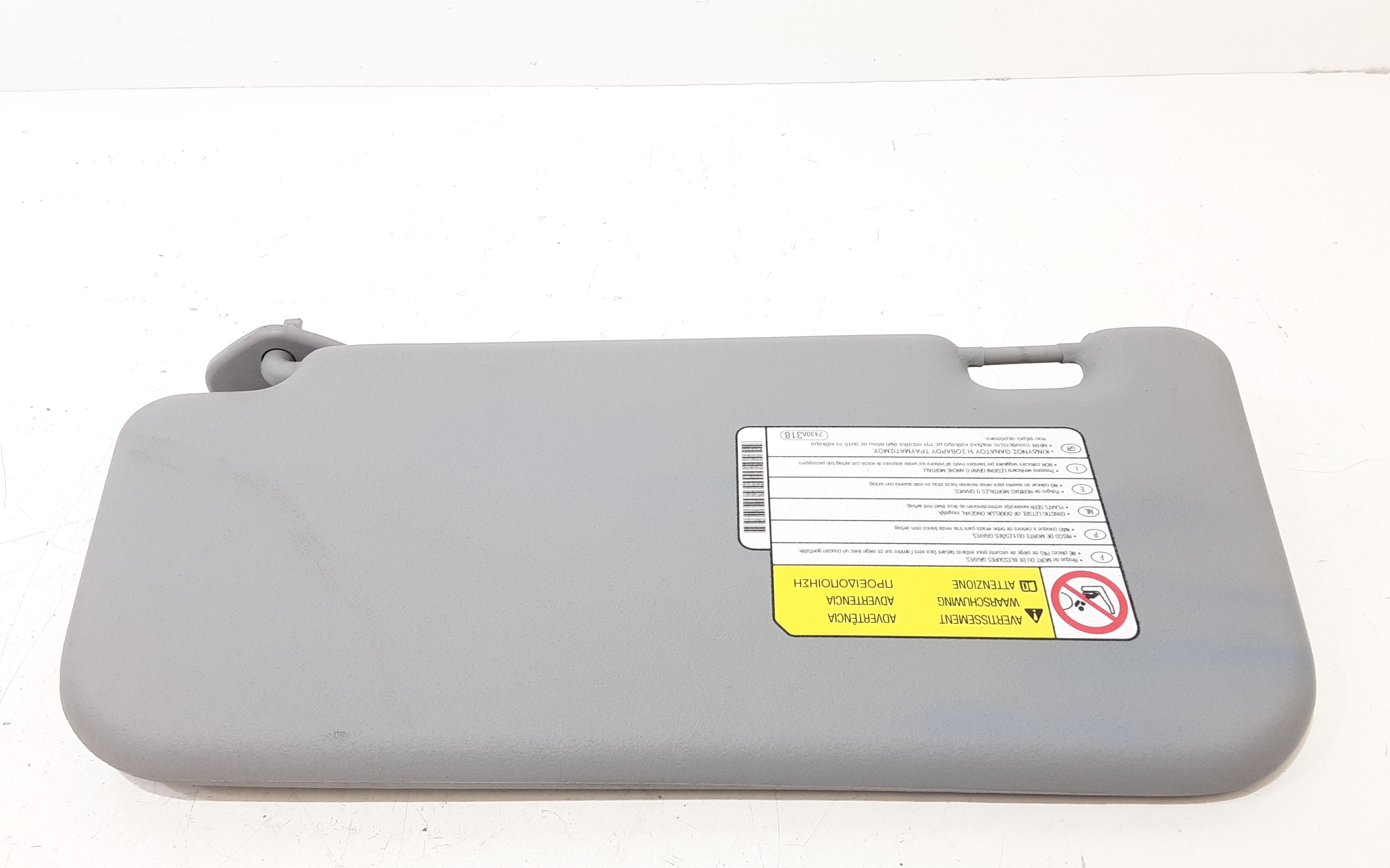 Aletta Parasole Parabrezza Destro 7620A574HA Usato