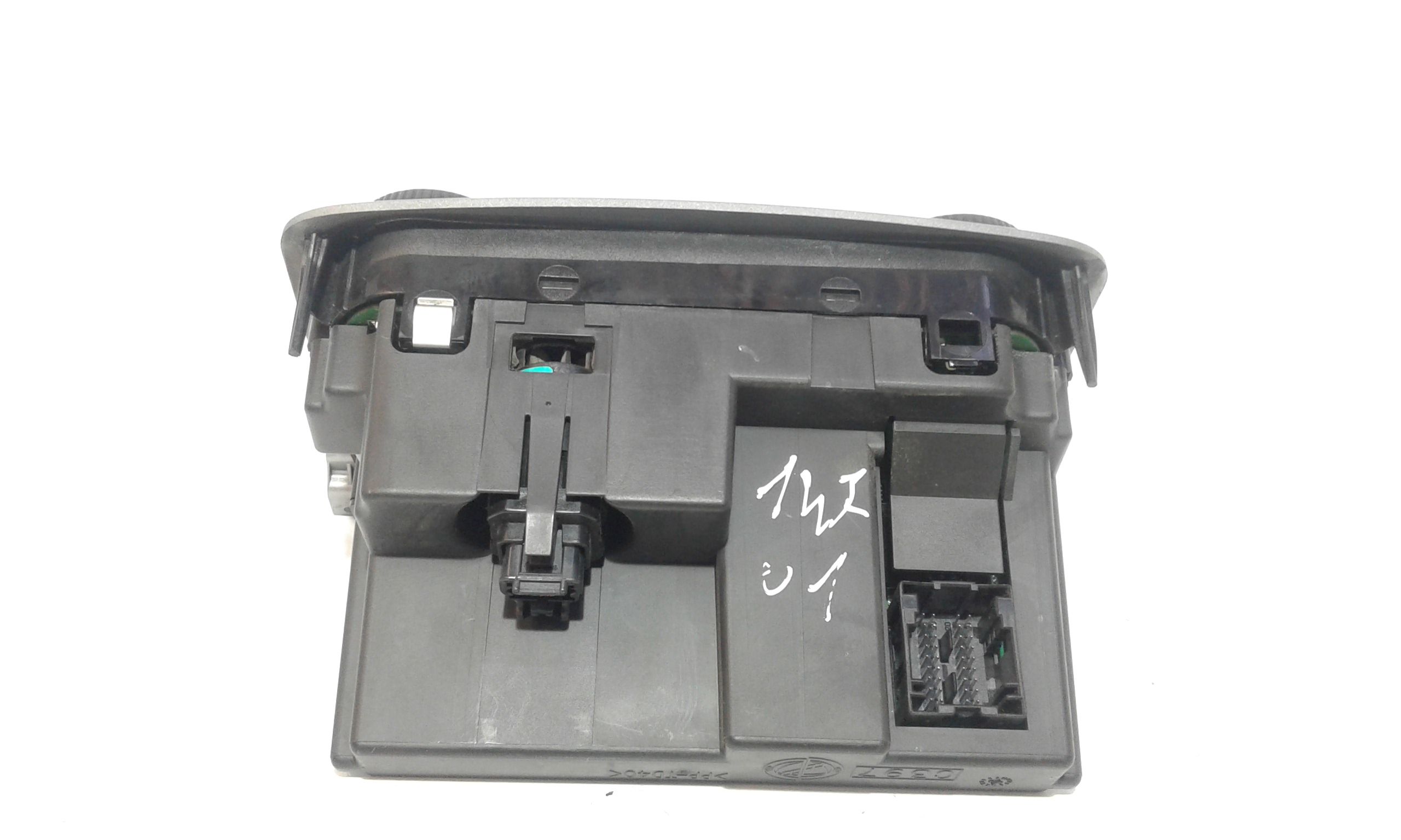 Blocco Comando Climatizzazione 156074113 Usato