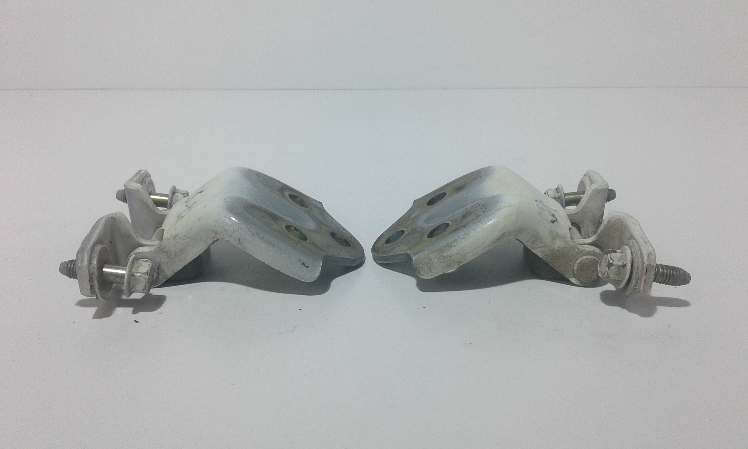 Cerniera Porta Ant. Destro,cerniera Porta Ant.sinistro, Cerniera Porta Post. Destro, Cerniera Porta Post. Sinistro Usato