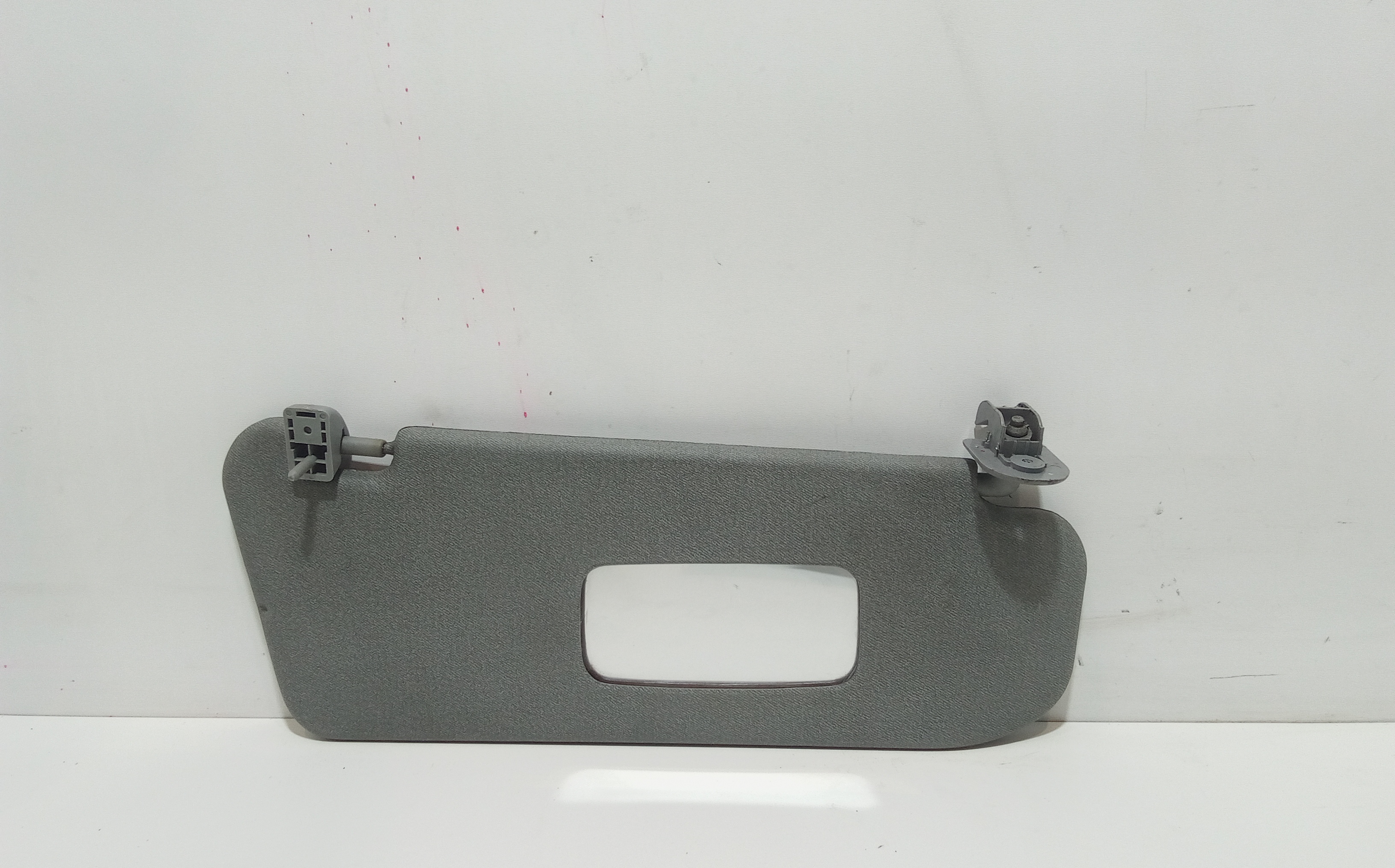 Aletta Parasole Parabrezza Destro 96650100 Usato