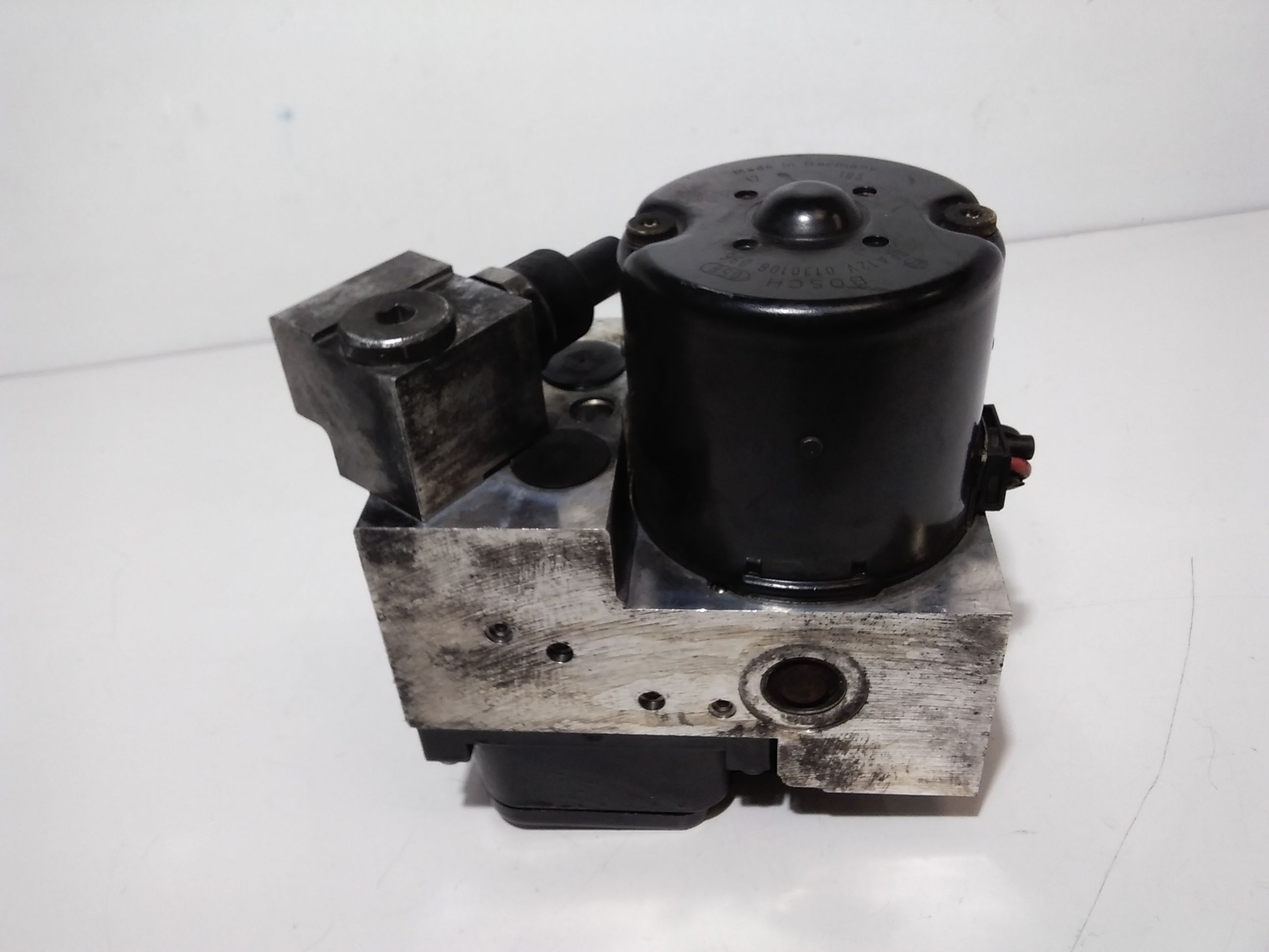 Pompa Abs A0044314712 Usato