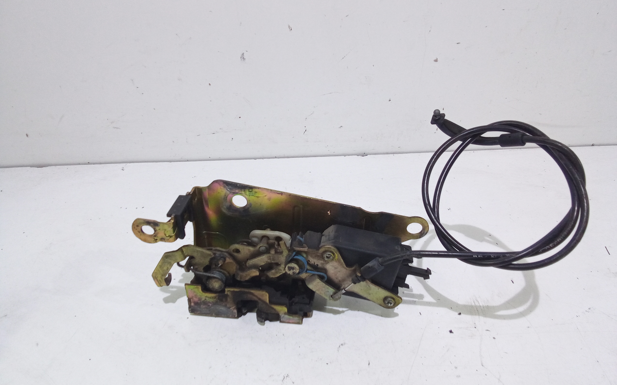 Serratura Porta Ant. Sinistro 7E1837015 Usato