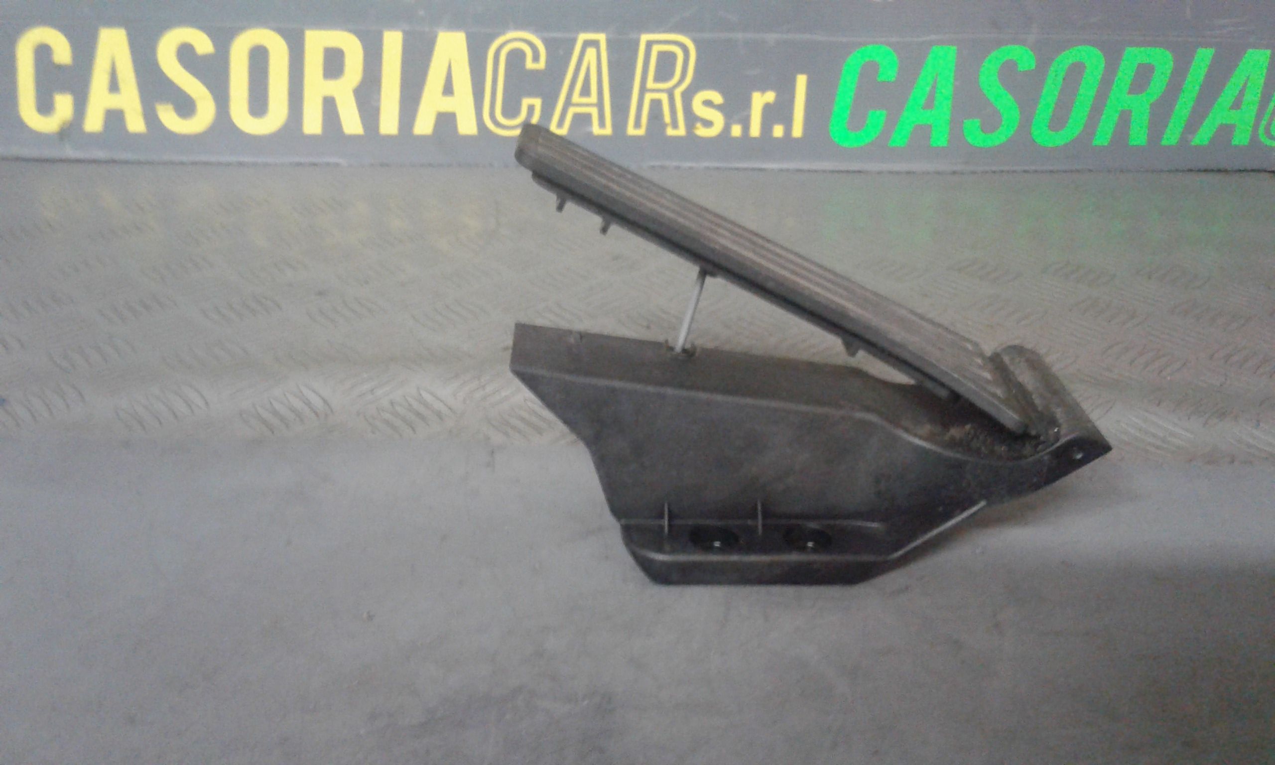 Pedale Acceleratore A2043000804 Usato